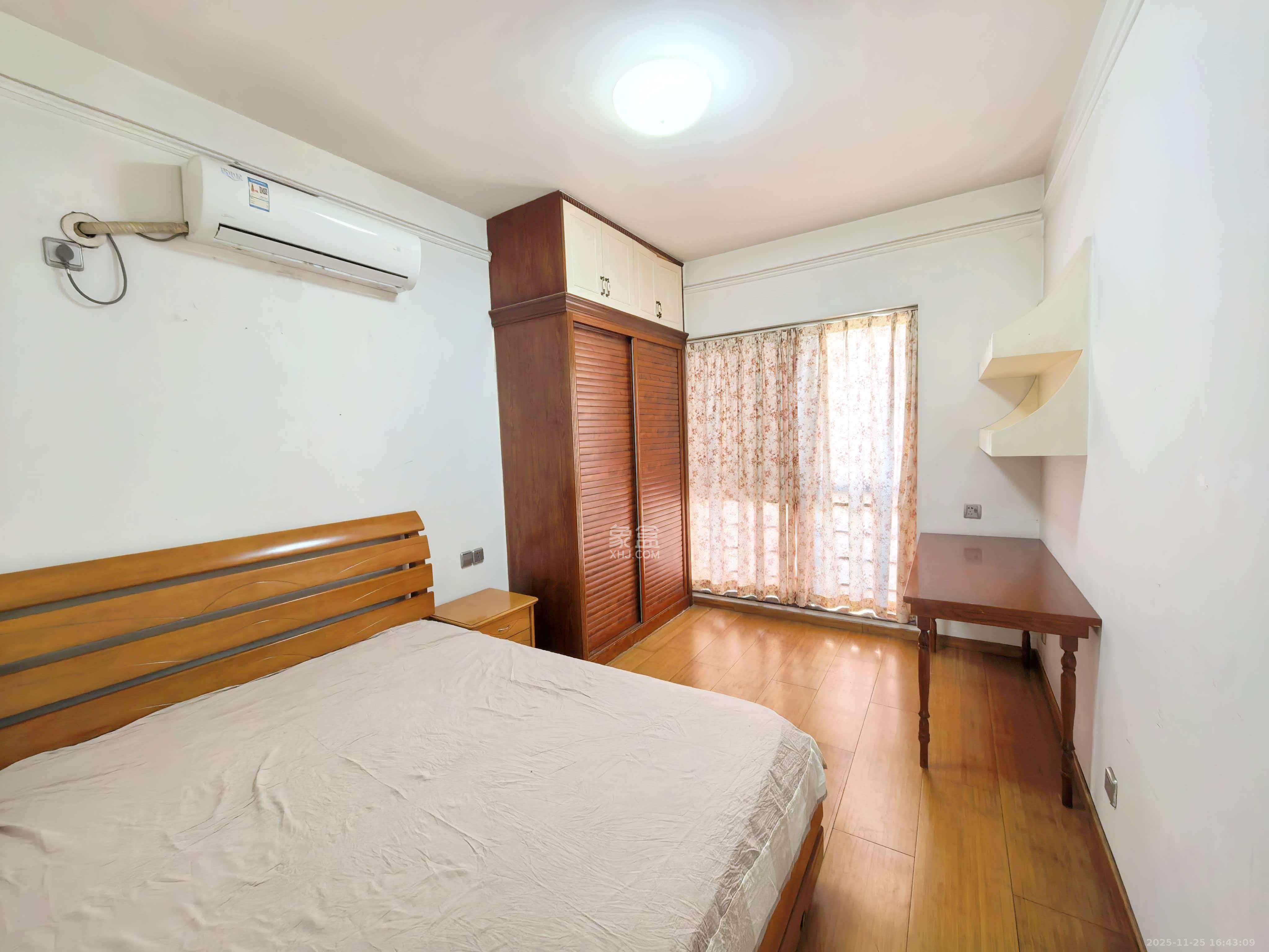 中城丽景香山园 3室2厅2卫 3000.0元/月 中城丽景香山园 3室2厅2卫 3000.0元/月室内图