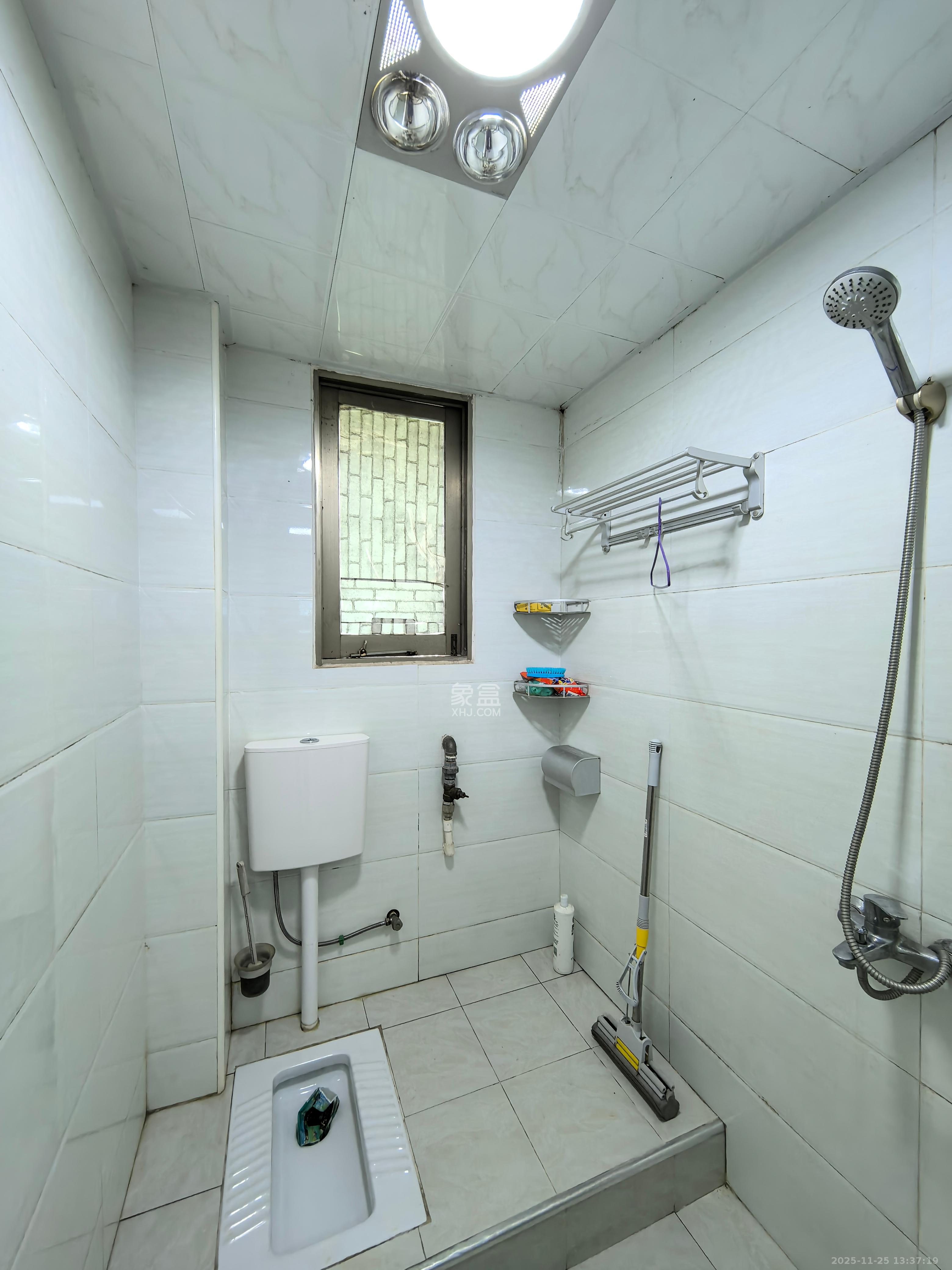 英才园三片 3室2厅1卫 1800.0元/月 英才园三片 3室2厅1卫 1800.0元/月室内图