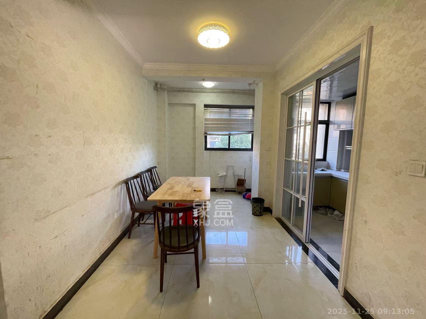 安泰嘉园(湘府邻伴) 3室2厅1卫 2400.0元/月 安泰嘉园(湘府邻伴) 3室2厅1卫 2400.0元/月室内图