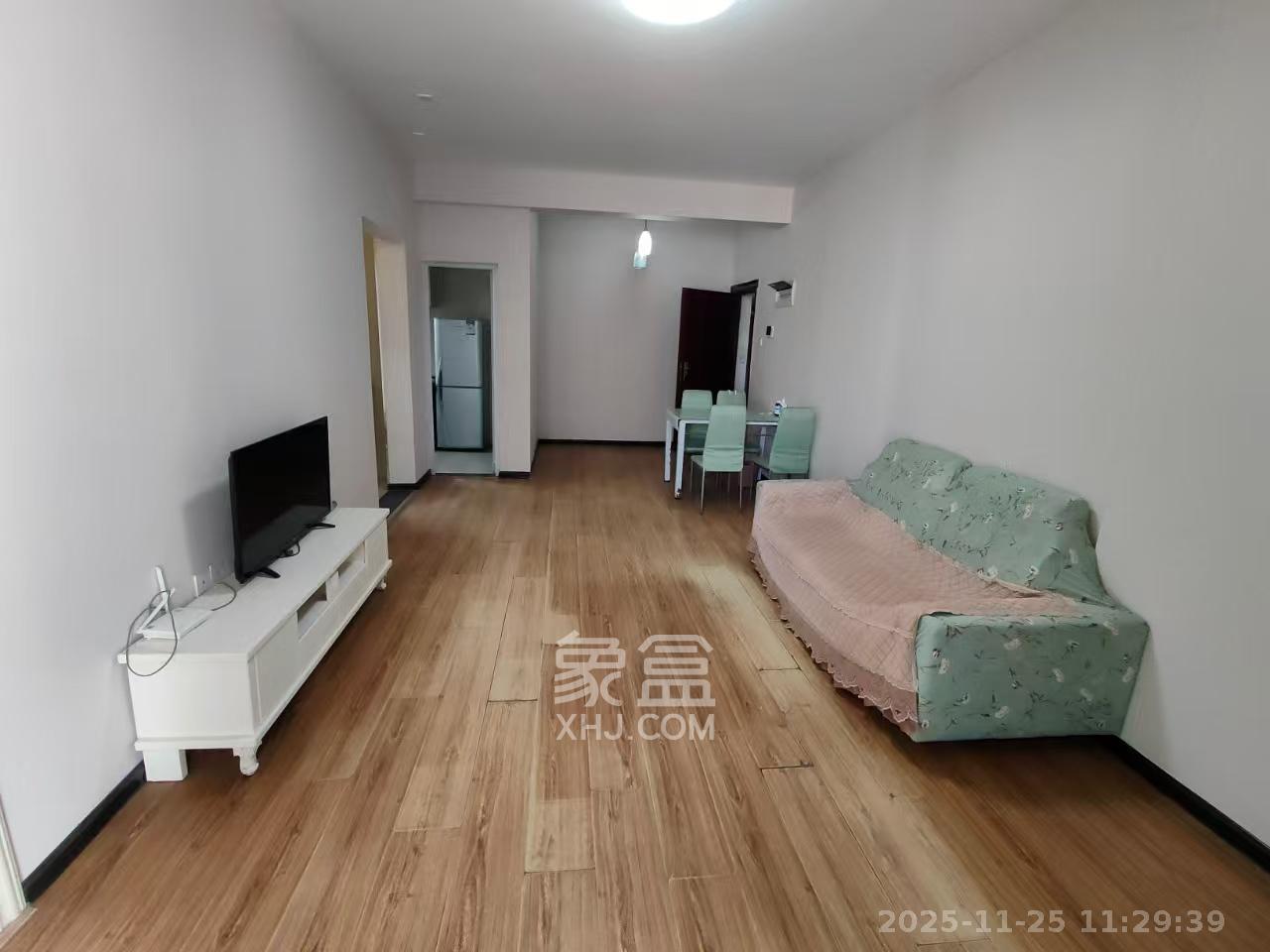 麓谷星辰  2室1厅1卫    1900.0元/月室内图