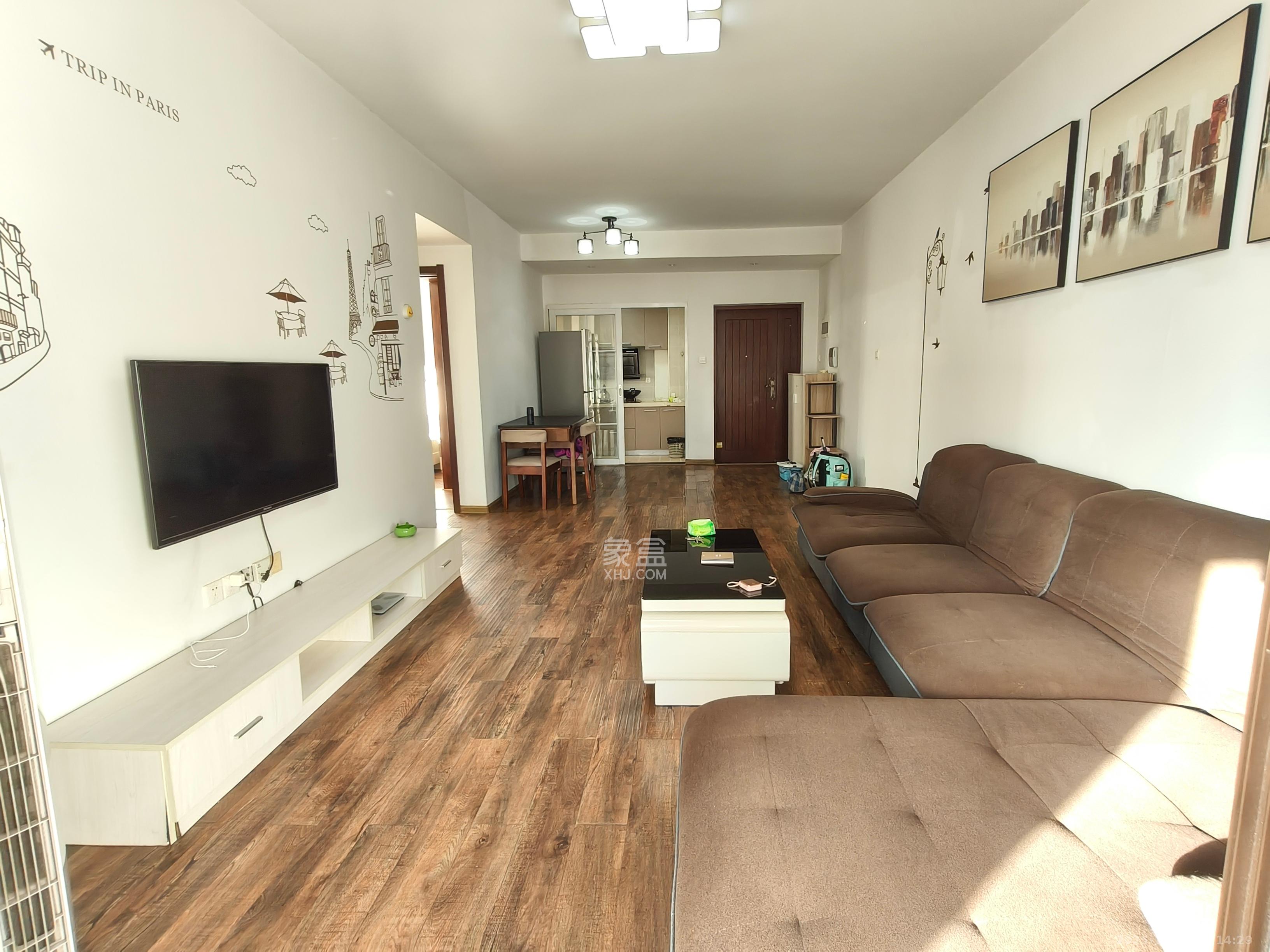 融科檀香山（融科紫檀、香山国际）  2室2厅1卫    2600.0元/月