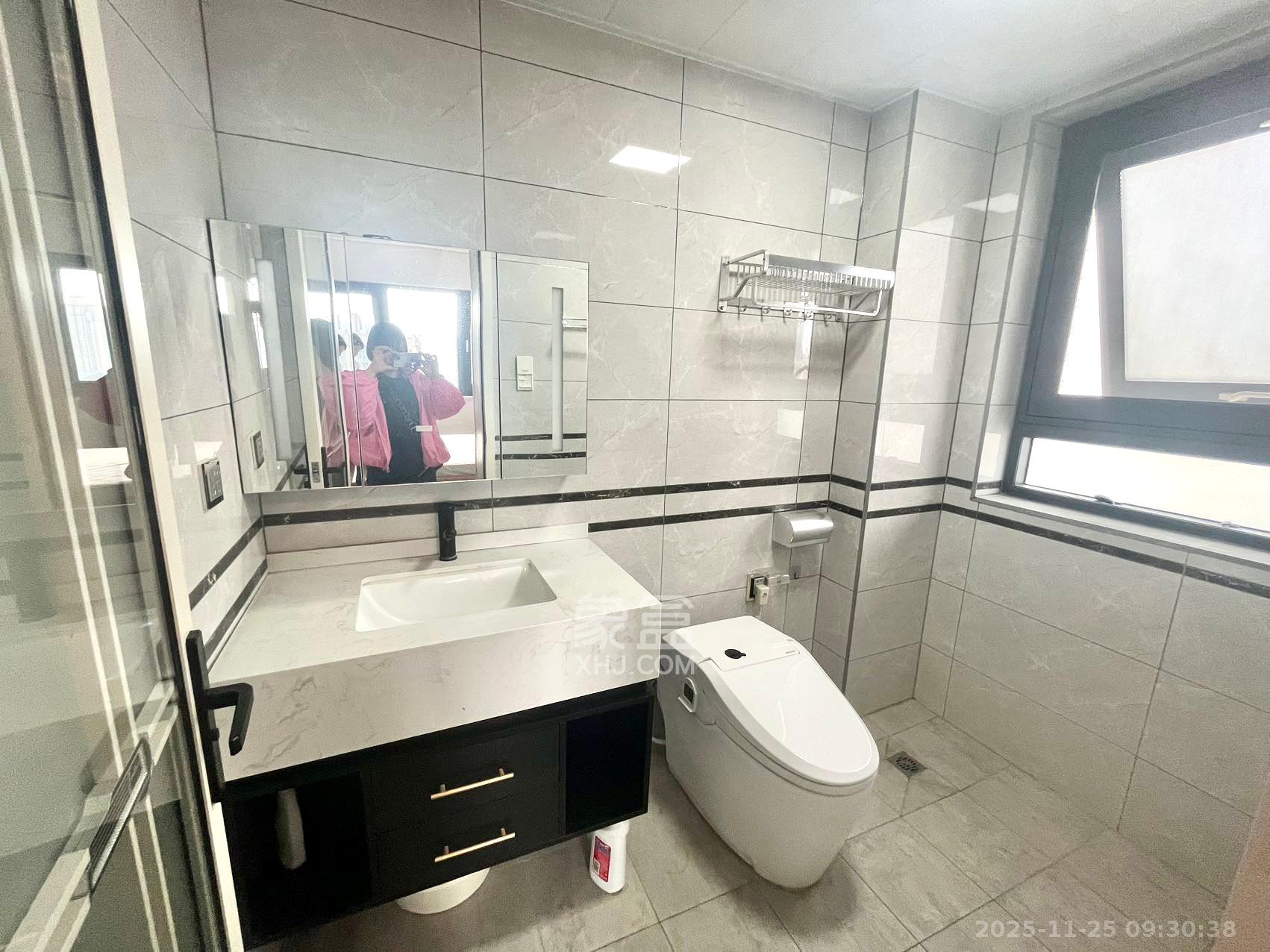 金水湾 4室2厅2卫 2300.0元/月 金水湾 4室2厅2卫 2300.0元/月室内图