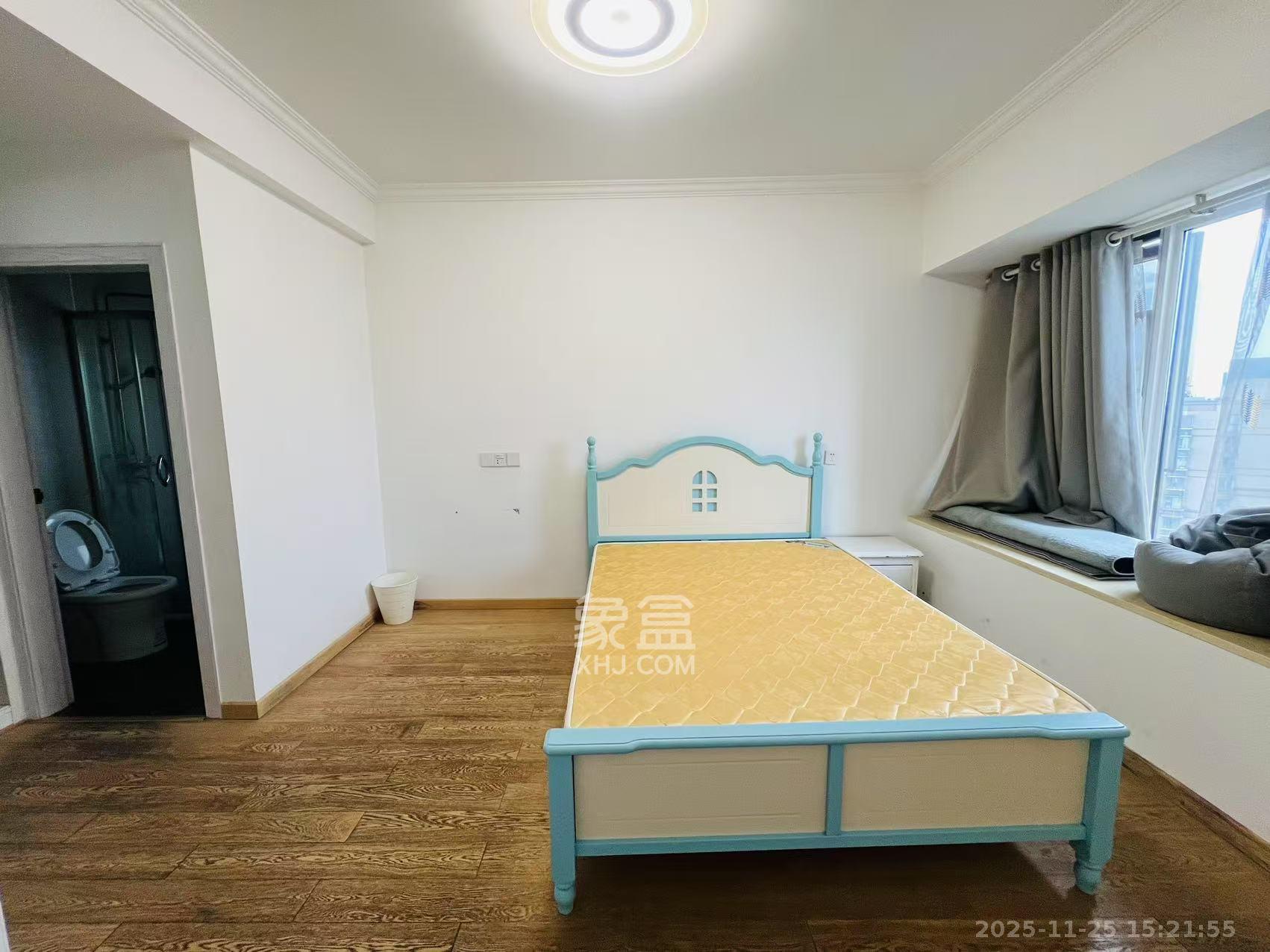 金地格林公馆 3室2厅2卫 3300.0元/月 金地格林公馆 3室2厅2卫 3300.0元/月室内图