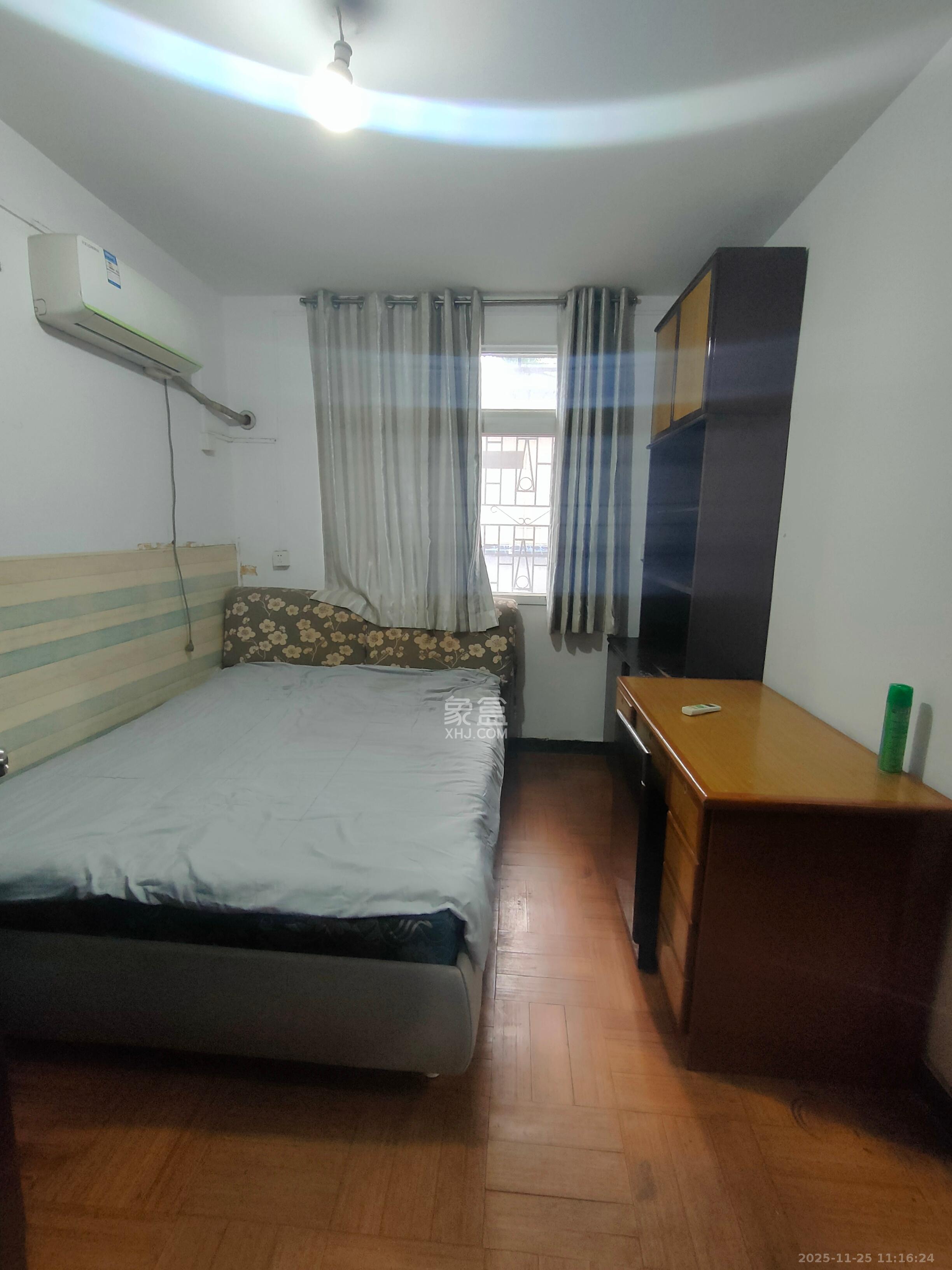 长坡社区  2室1厅1卫    1500.0元/月室内图