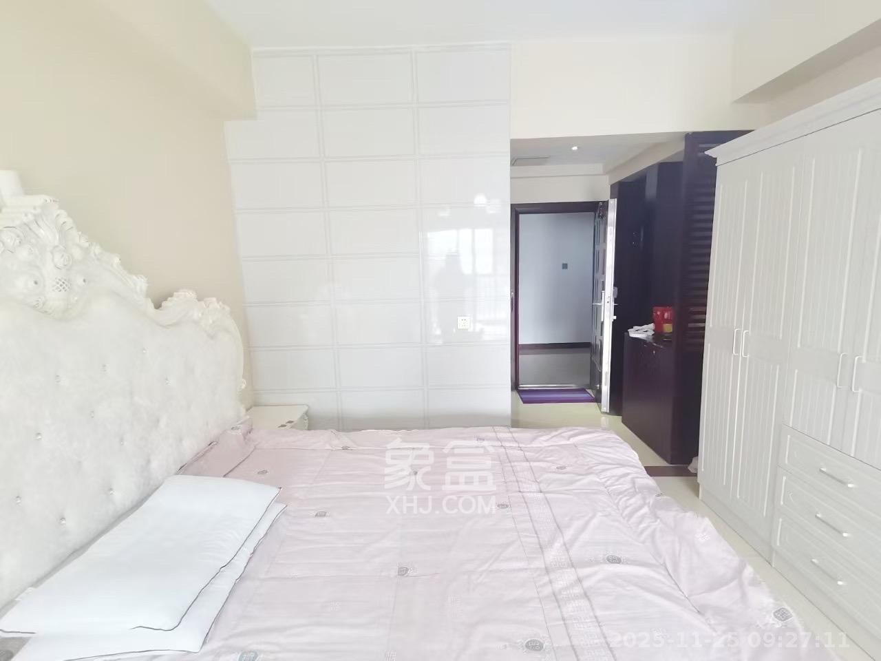 东塘瑞府  1室1厅1卫    1600.0元/月室内图