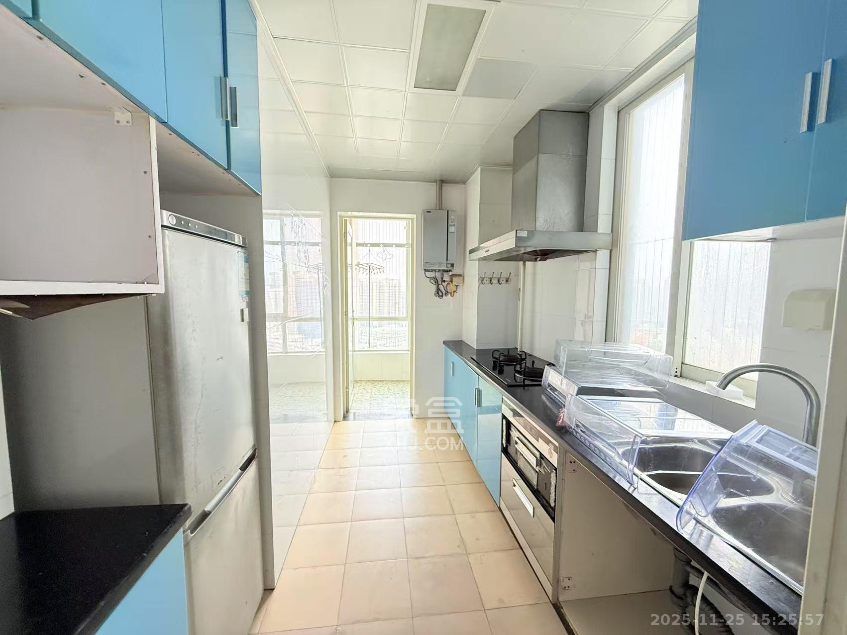 东门壹号家园 2室2厅1卫 2200.0元/月 东门壹号家园 2室2厅1卫 2200.0元/月室内图