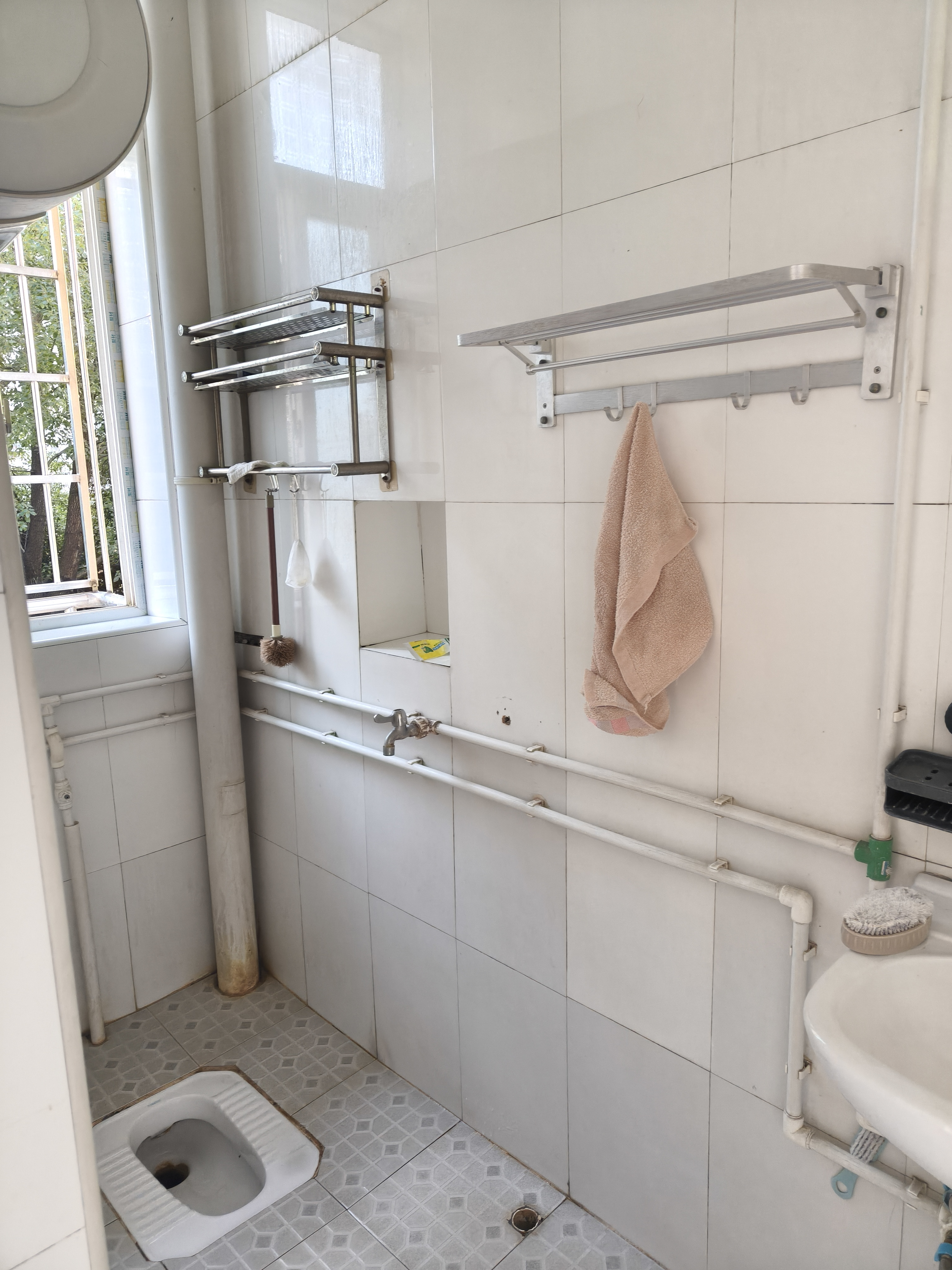 娄星区白塘路肉联厂 1室0厅0卫 32.8万 娄星区白塘路肉联厂 1室0厅0卫 32.8万卫生间