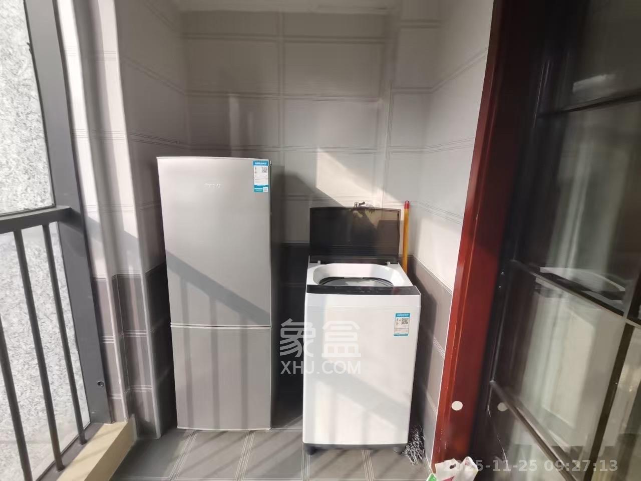 东塘瑞府  1室1厅1卫    1600.0元/月室内图