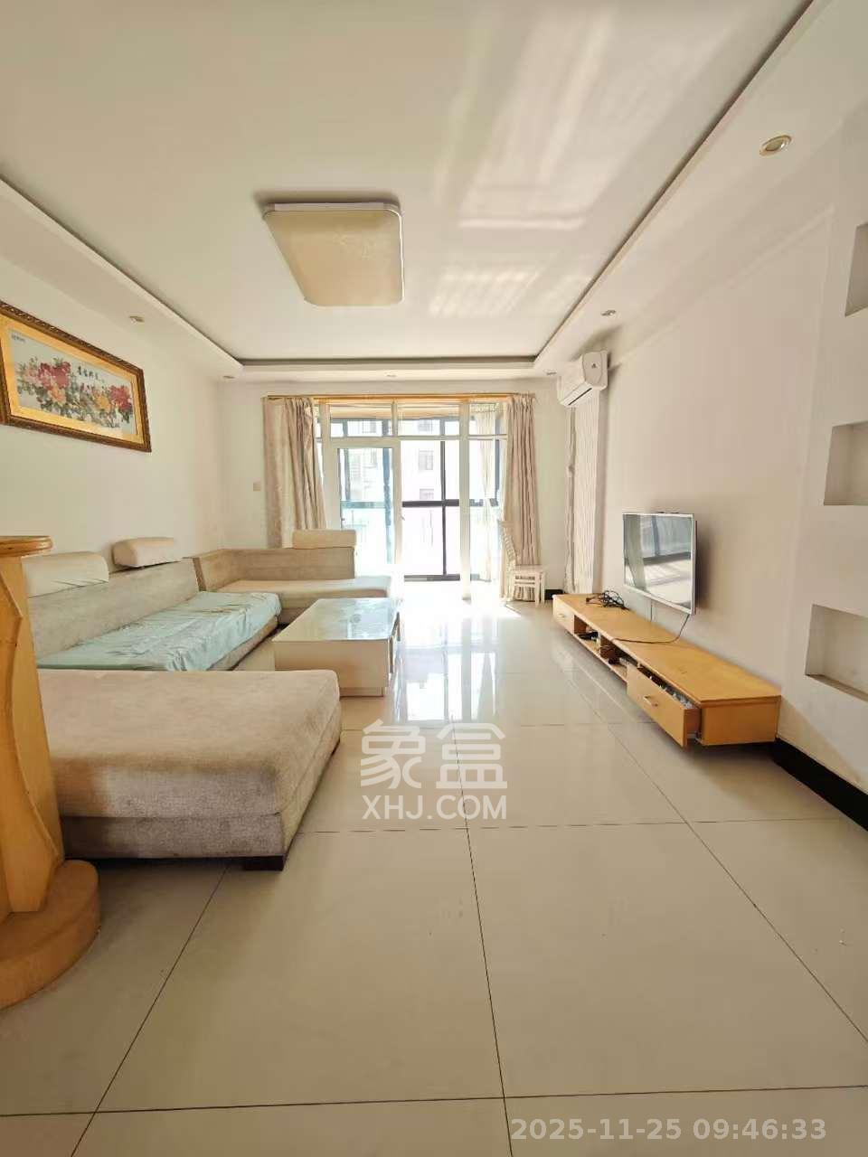 山语城一期 3室2厅2卫 1800.0元/月 山语城一期 3室2厅2卫 1800.0元/月室内图