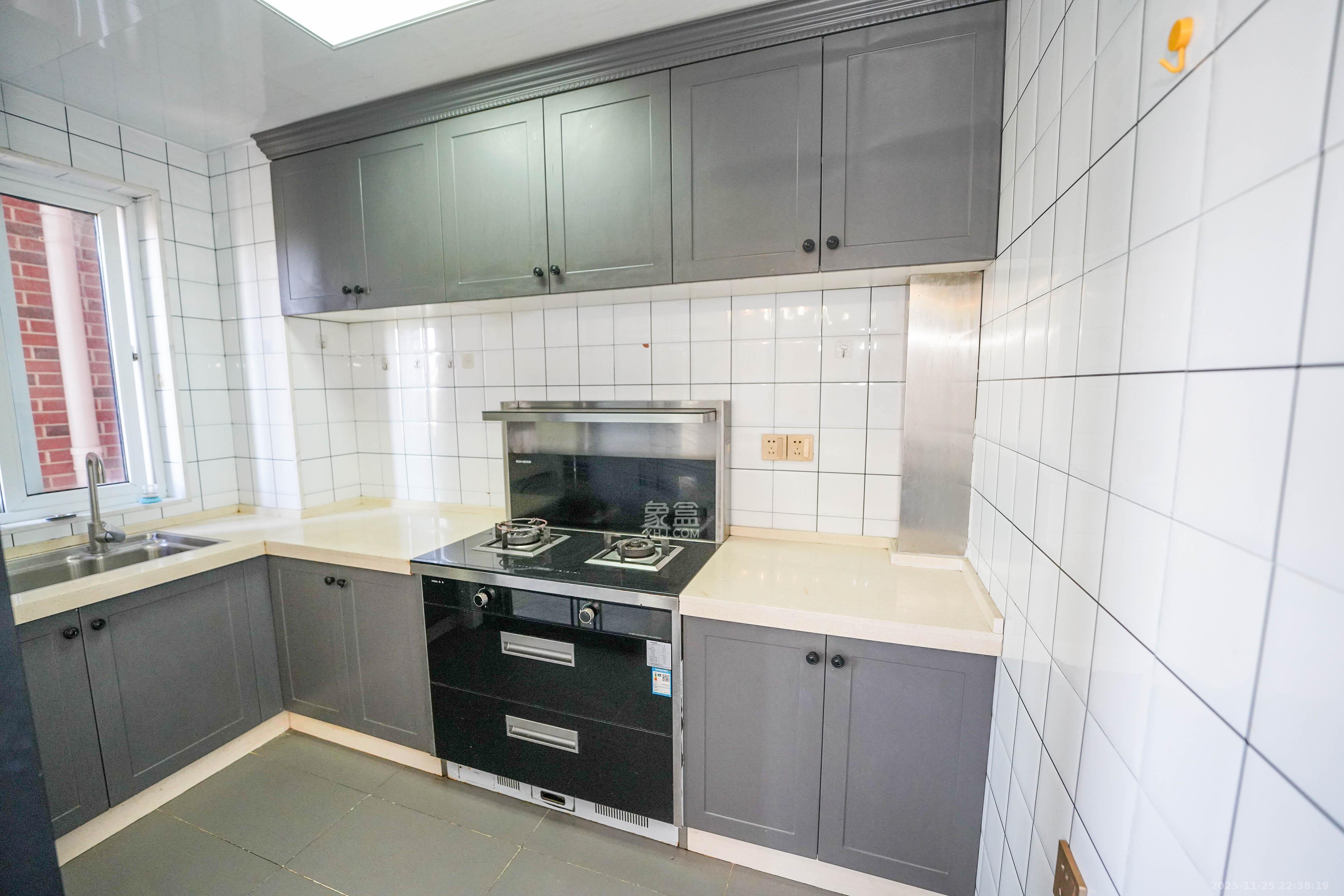 哈佛小镇（五矿哈佛小镇）  3室2厅2卫    72.0万厨房