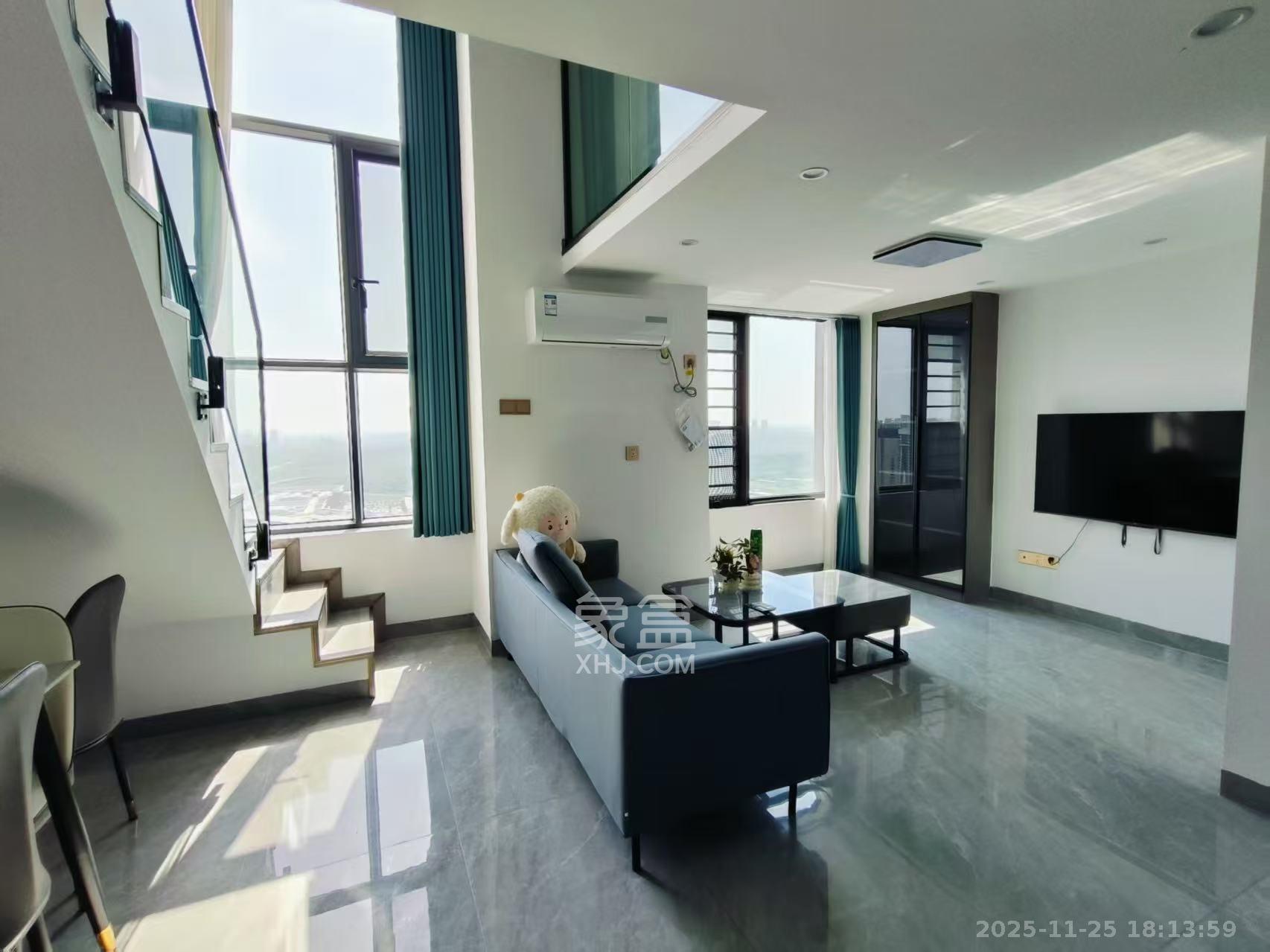 新城悦隽公园  2室2厅1卫    2000.0元/月