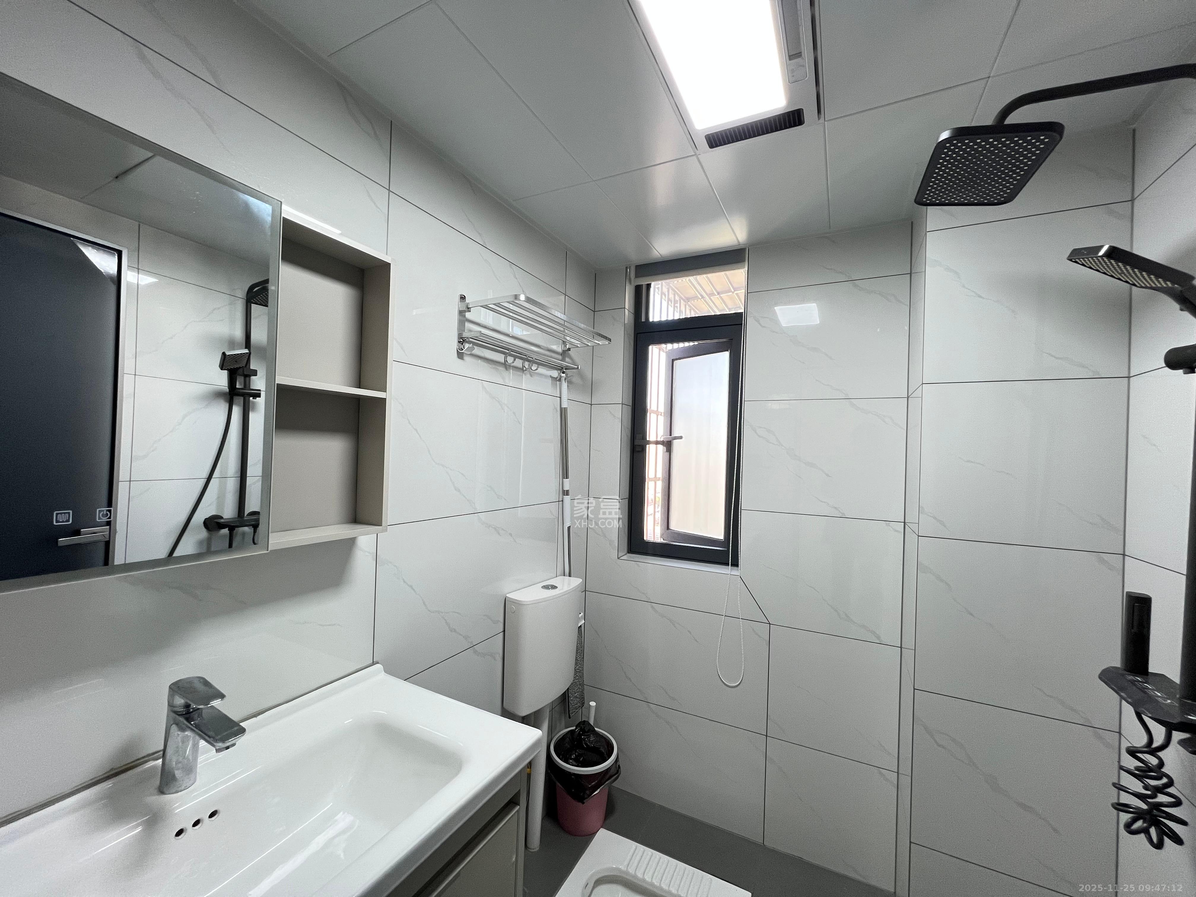 嘉雨东苑 2室1厅1卫 3500.0元/月 嘉雨东苑 2室1厅1卫 3500.0元/月室内图