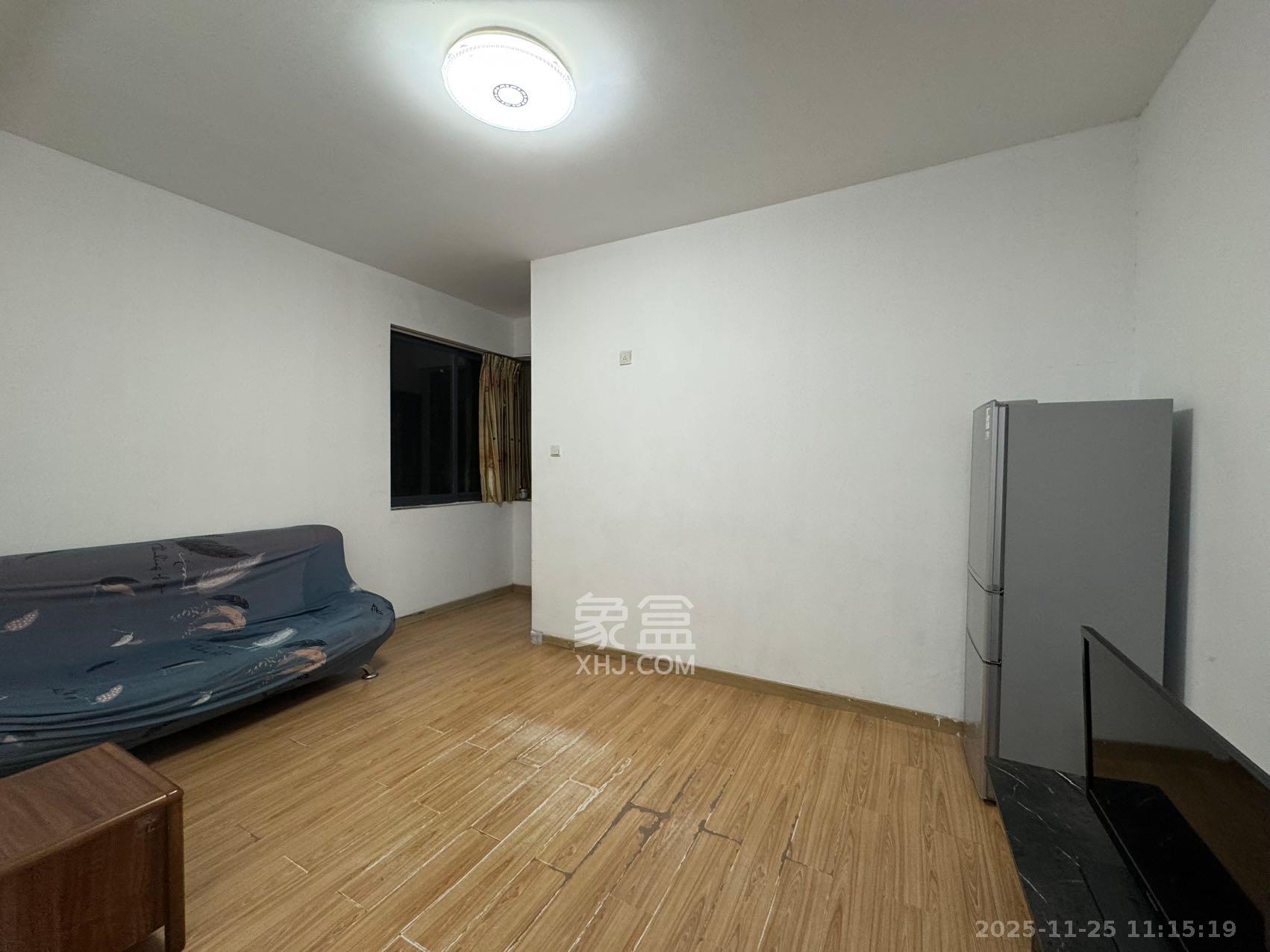 金领家族  1室1厅1卫    1200.0元/月室内图