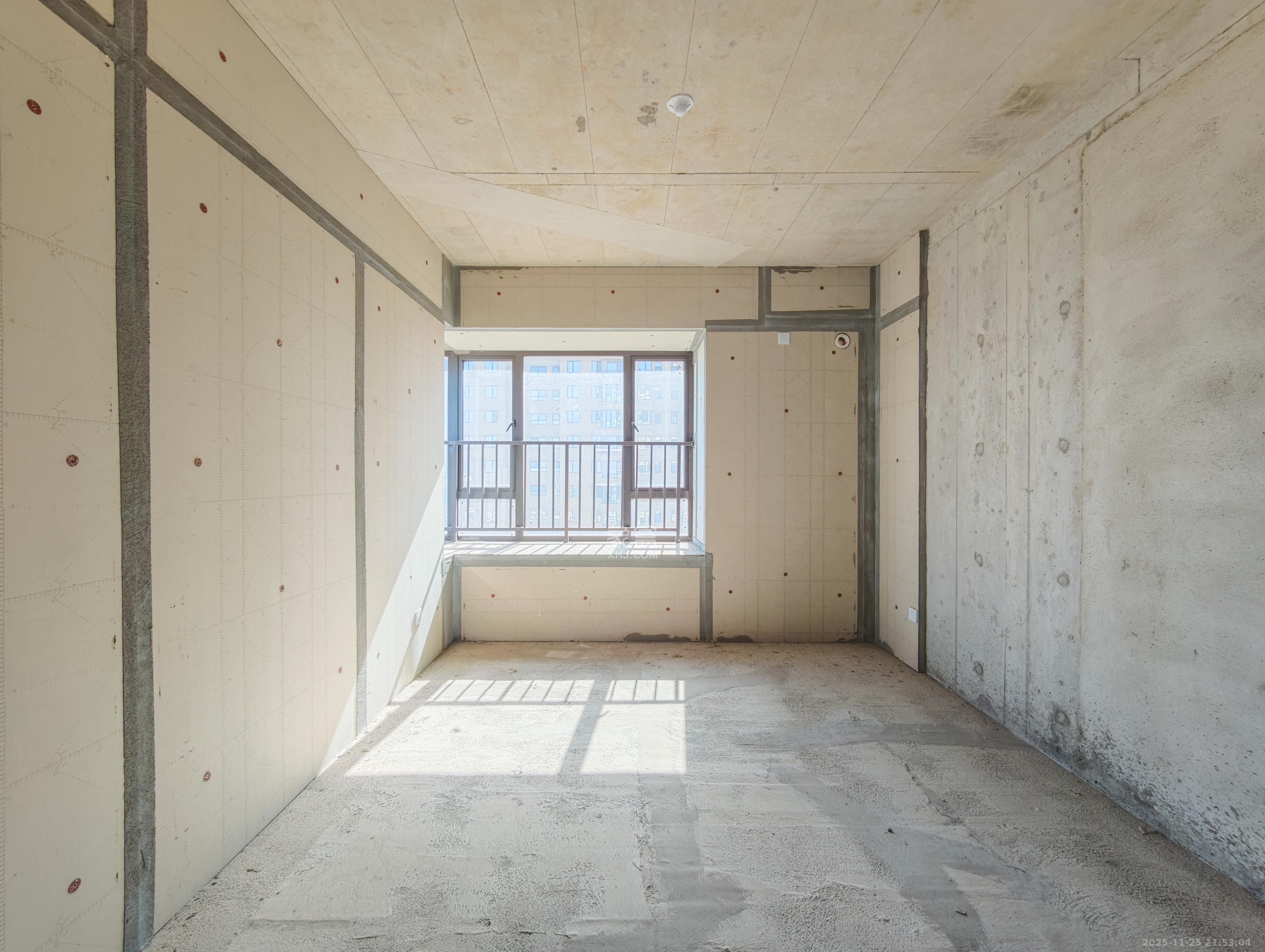 会展三润城 4室2厅2卫 95.0万 会展三润城 4室2厅2卫 95.0万卧室