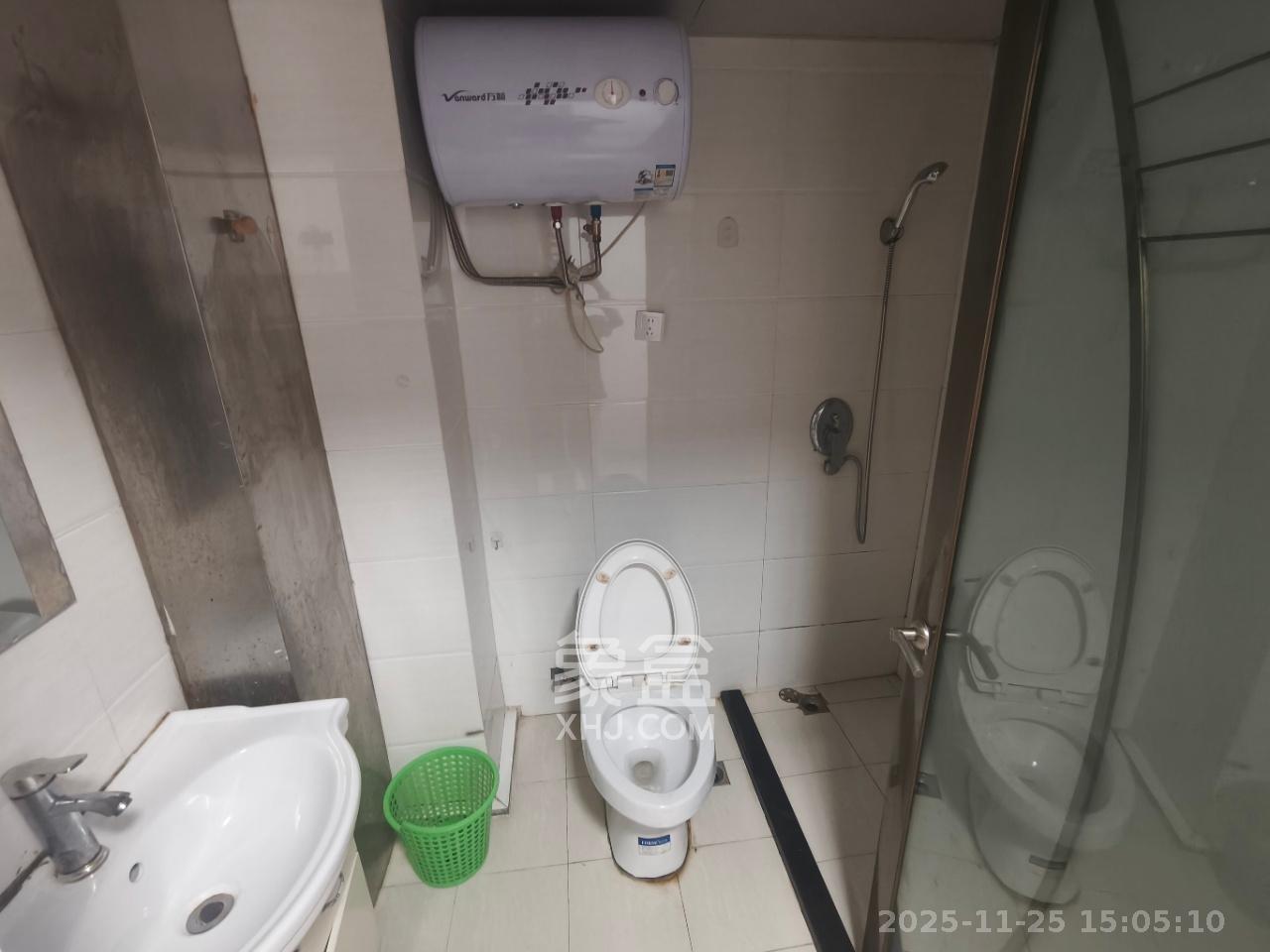 名富公寓 1室1厅1卫 1200.0元/月 名富公寓 1室1厅1卫 1200.0元/月室内图