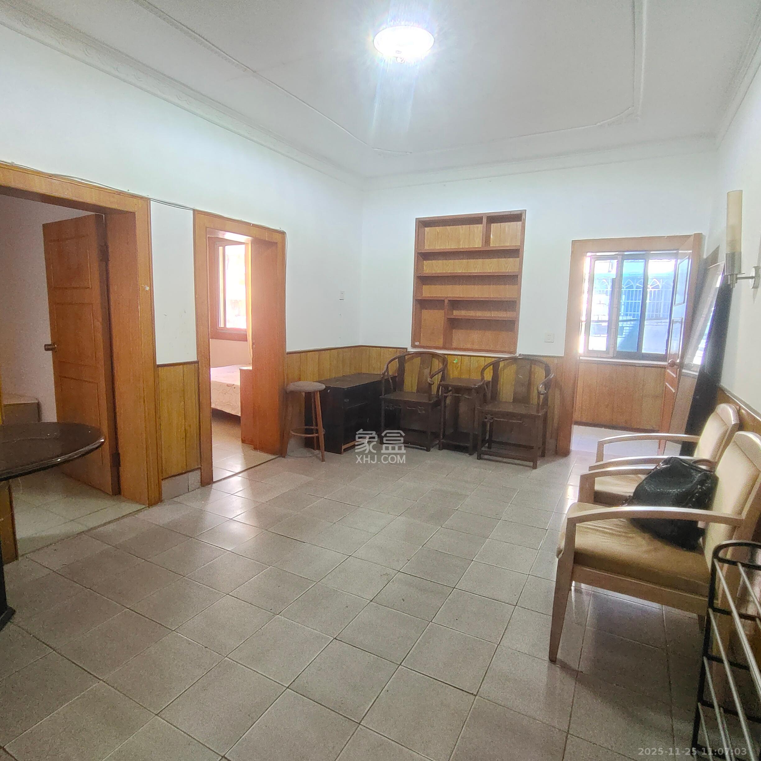 湖南省糖酒公司大院  2室1厅1卫    2000.0元/月