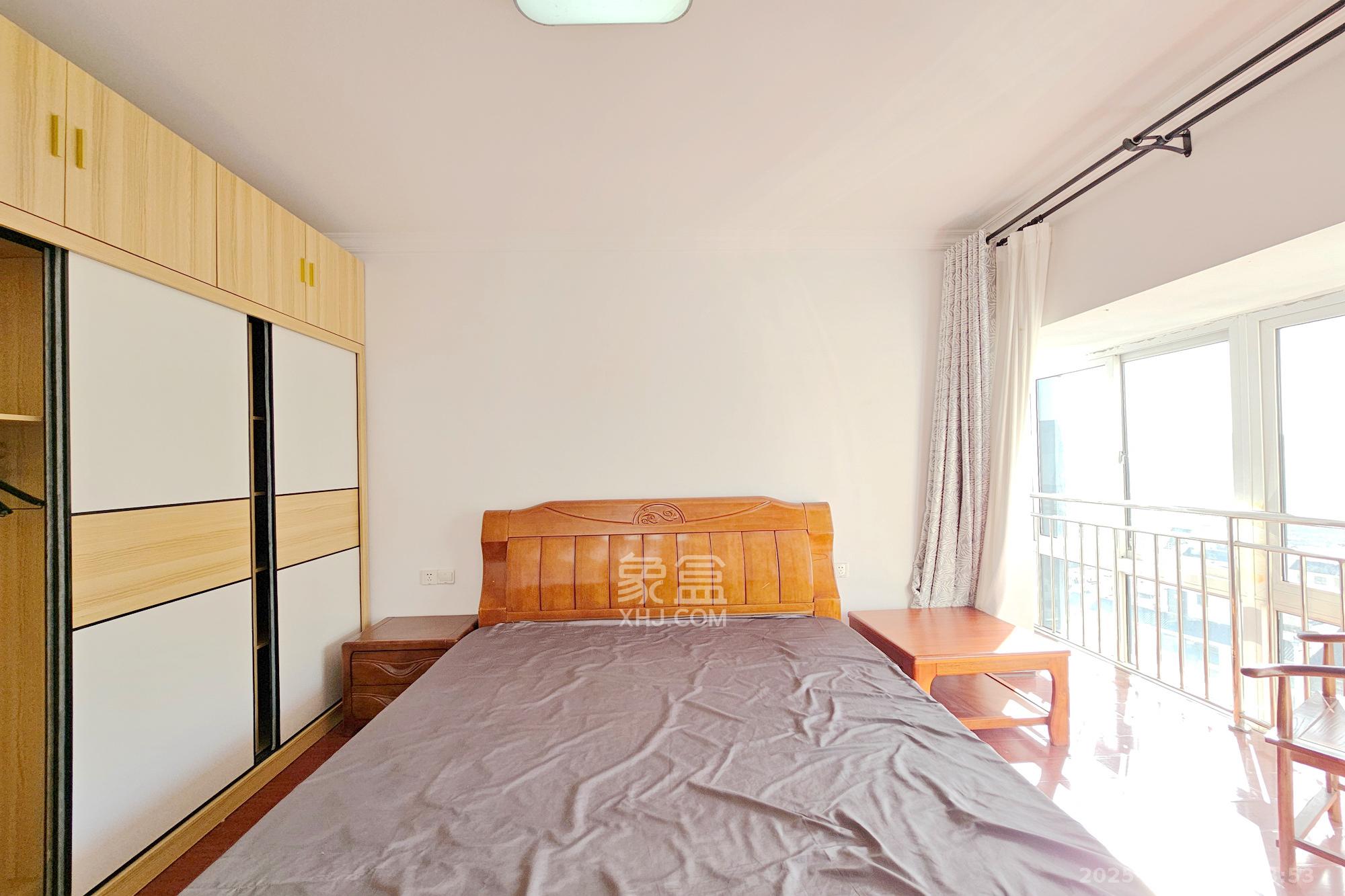 嘉宇盛世华章 3室2厅1卫 115.0万 嘉宇盛世华章 3室2厅1卫 115.0万卧室