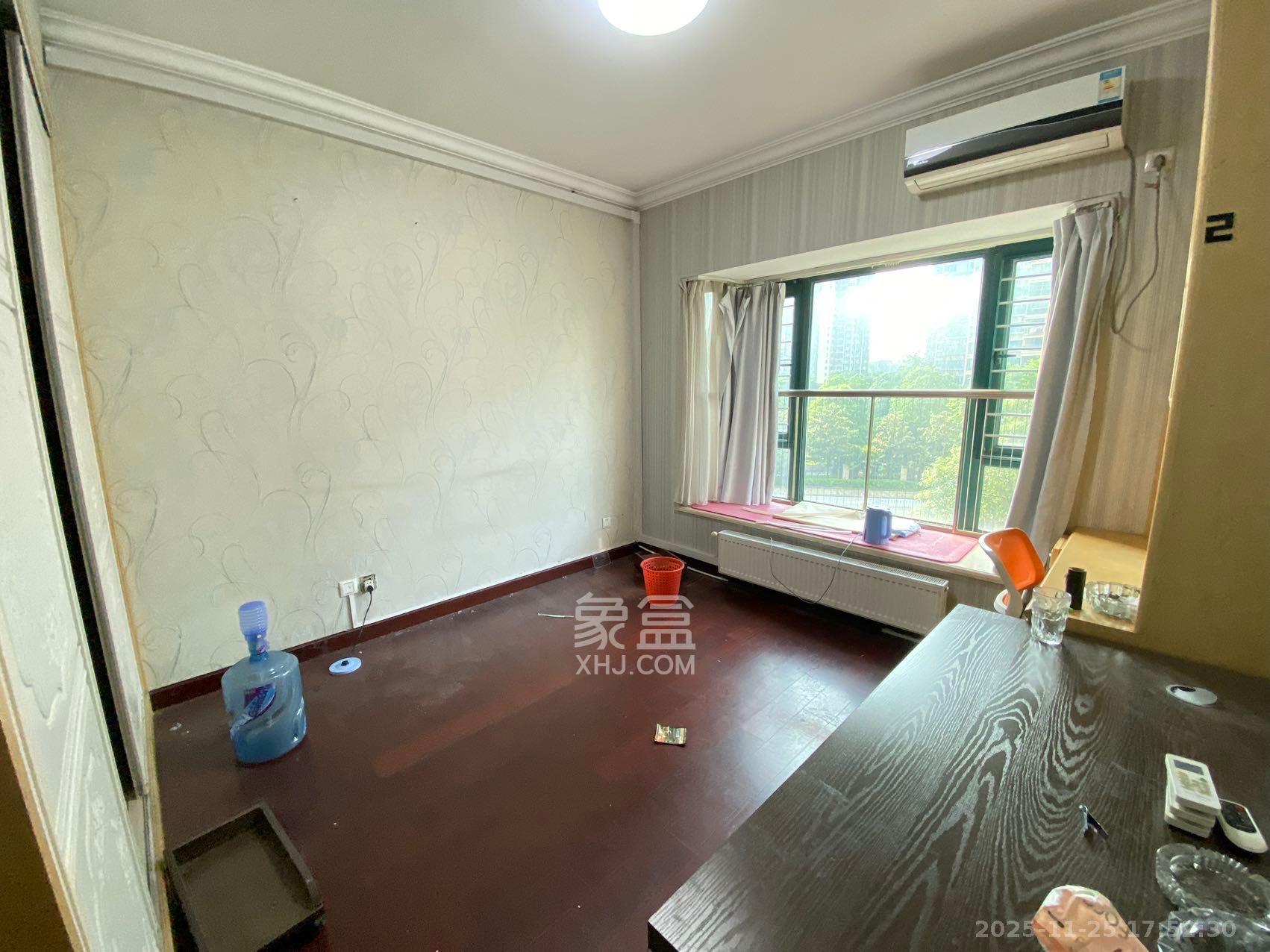 恒大雅苑 4室2厅2卫 4000.0元/月 恒大雅苑 4室2厅2卫 4000.0元/月室内图