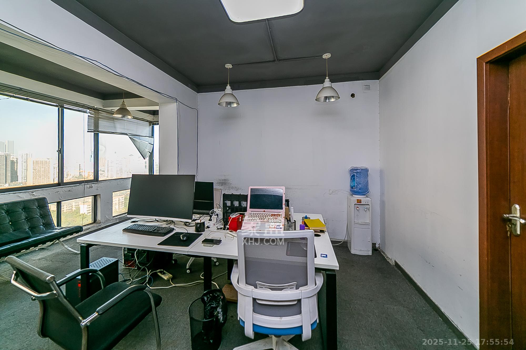 芙蓉蓉苑 1室1厅1卫 45.8万 芙蓉蓉苑 1室1厅1卫 45.8万卧室