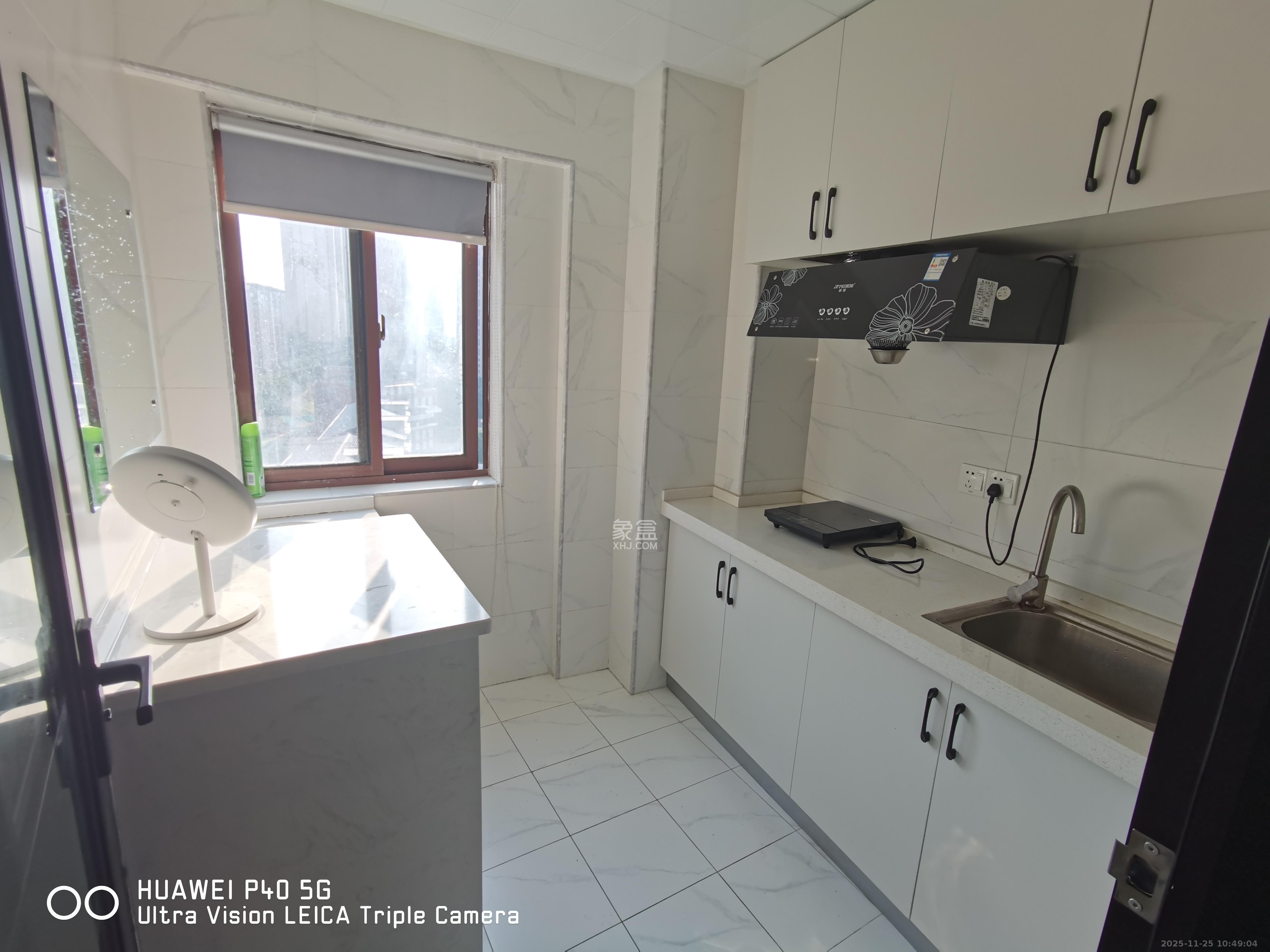 兰卡威国际  2室1厅1卫    2200.0元/月室内图