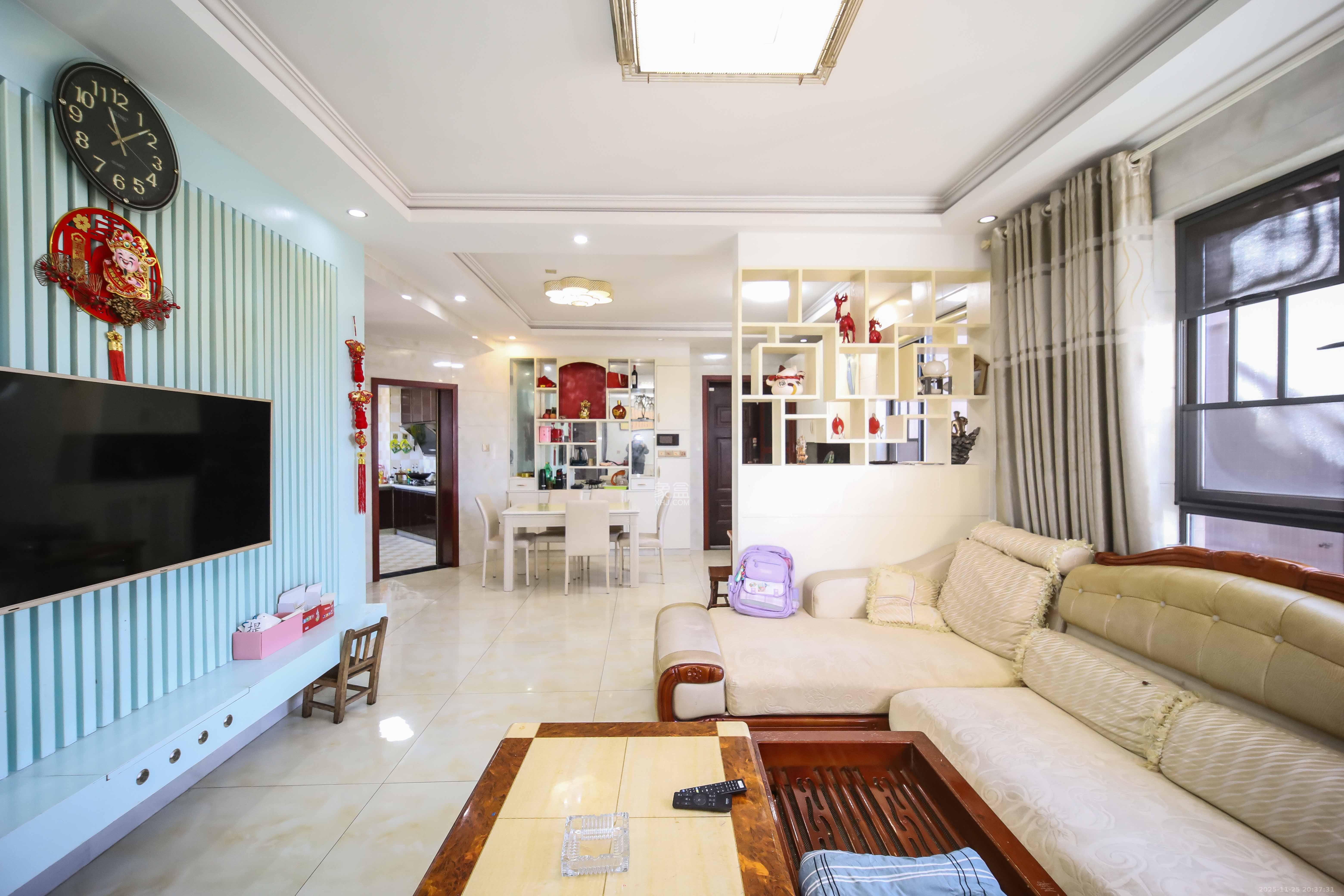 湘域熙岸  3室2厅1卫    118.0万