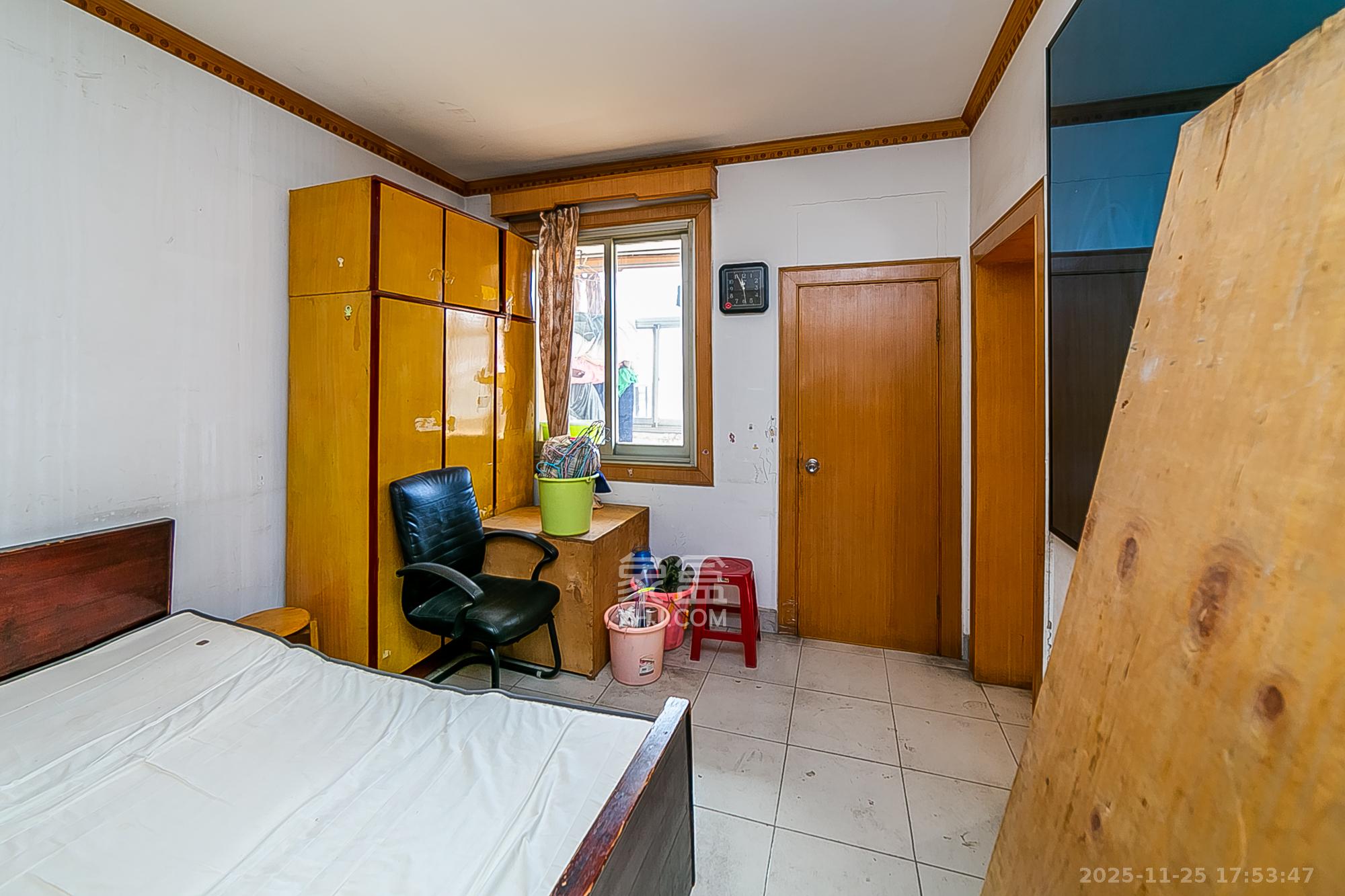 涂家冲社区(涂新小区、农商银行宿舍) 2室1厅1卫 30.0万 涂家冲社区(涂新小区、农商银行宿舍) 2室1厅1卫 30.0万卧室