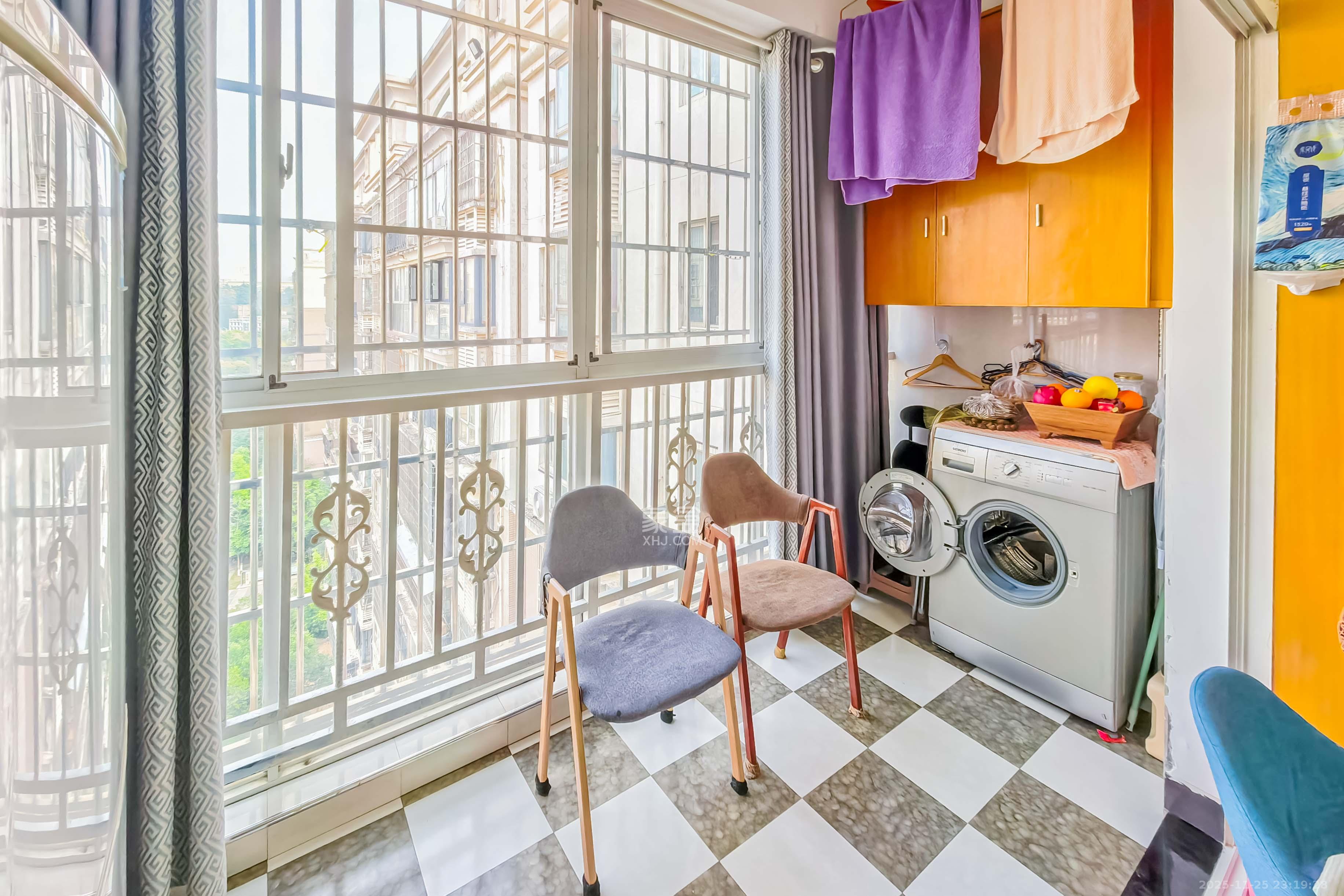 城市山水豪园（山水城市风景）  2室1厅1卫    51.0万其他