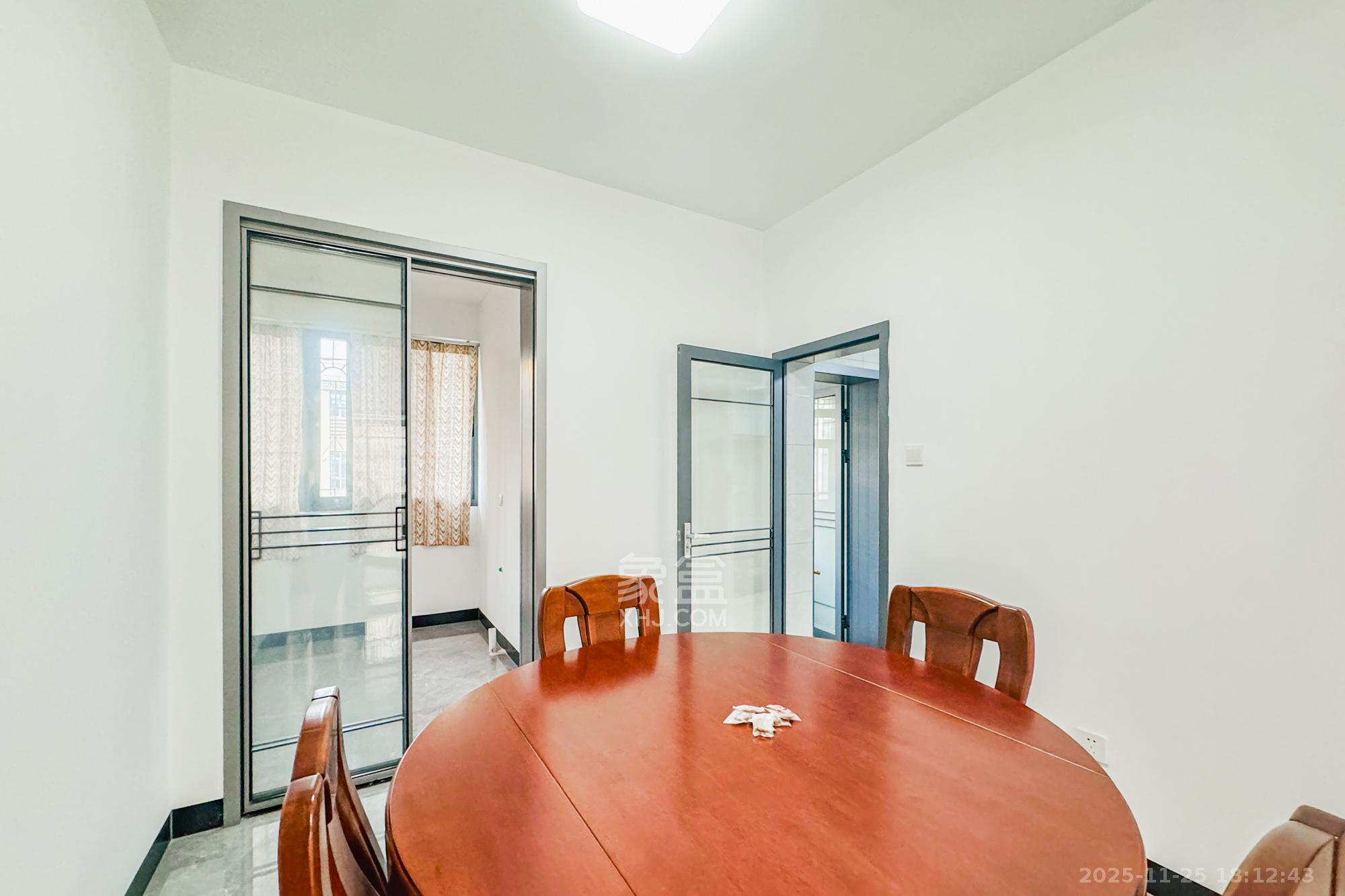 金星小区 1室0厅0卫 105.0万 金星小区 1室0厅0卫 105.0万其他