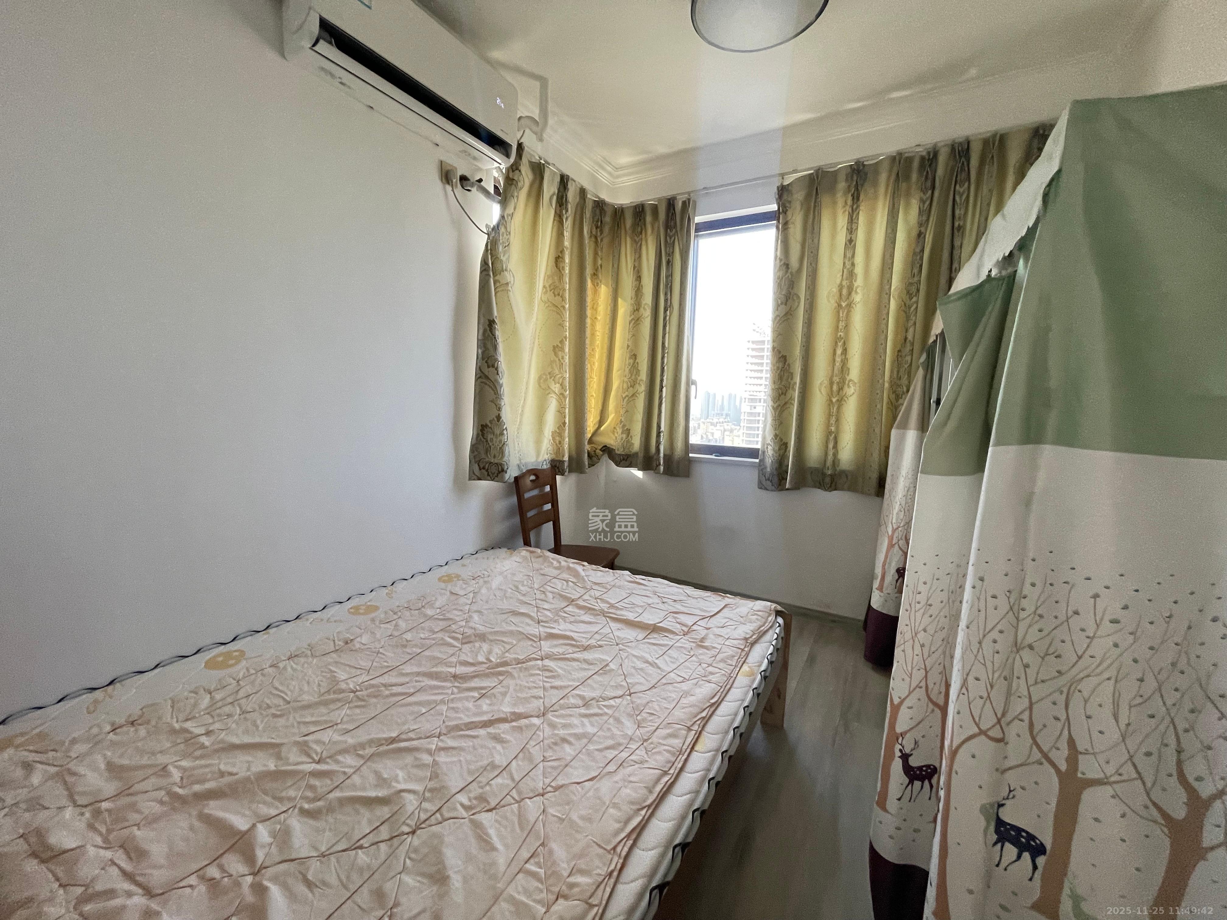 麓谷星辰 3室2厅1卫 2300.0元/月 麓谷星辰 3室2厅1卫 2300.0元/月室内图