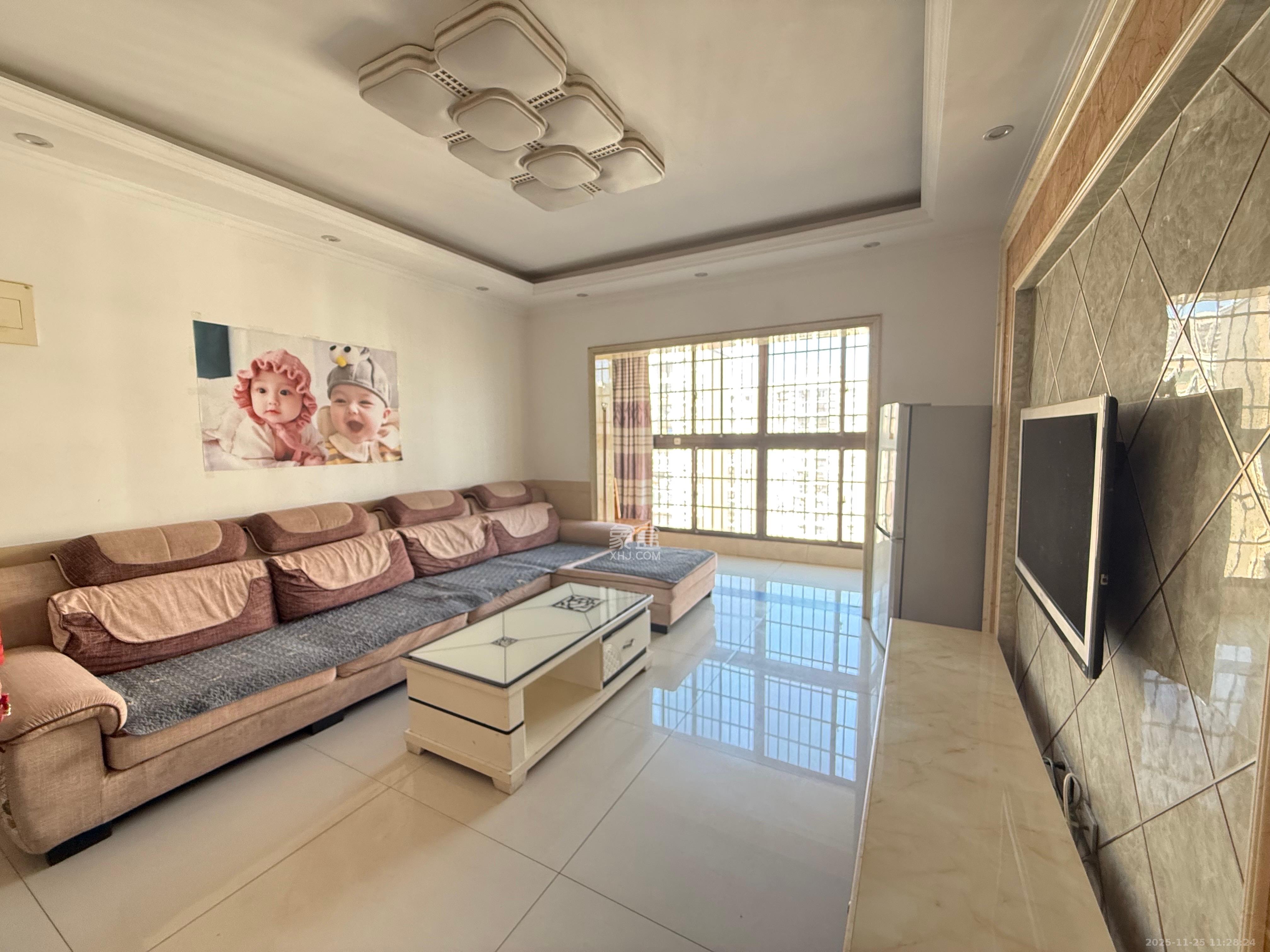 和馨园  4室1厅2卫    2800.0元/月