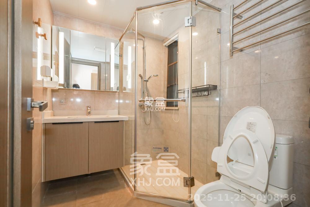 龙湖铂金中心(龙湖春江郦城) 3室2厅2卫 6500.0元/月 龙湖铂金中心(龙湖春江郦城) 3室2厅2卫 6500.0元/月室内图