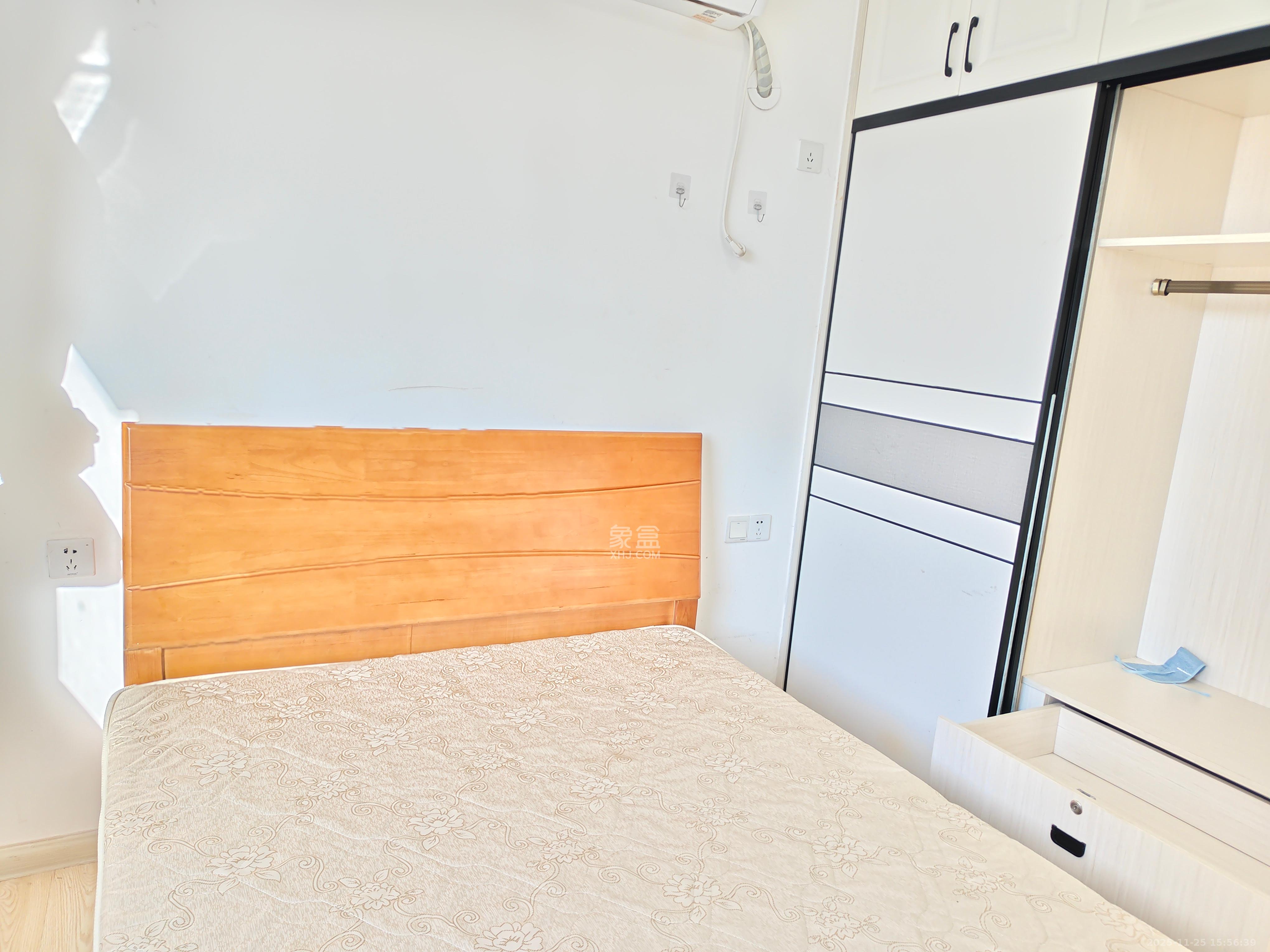 洋湖春园  2室1厅1卫    1900.0元/月室内图