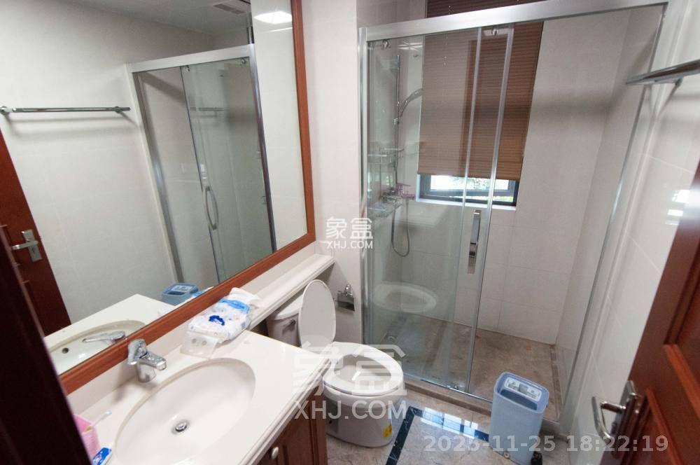 中海梅溪湖壹号  3室2厅2卫    3800.0元/月室内图