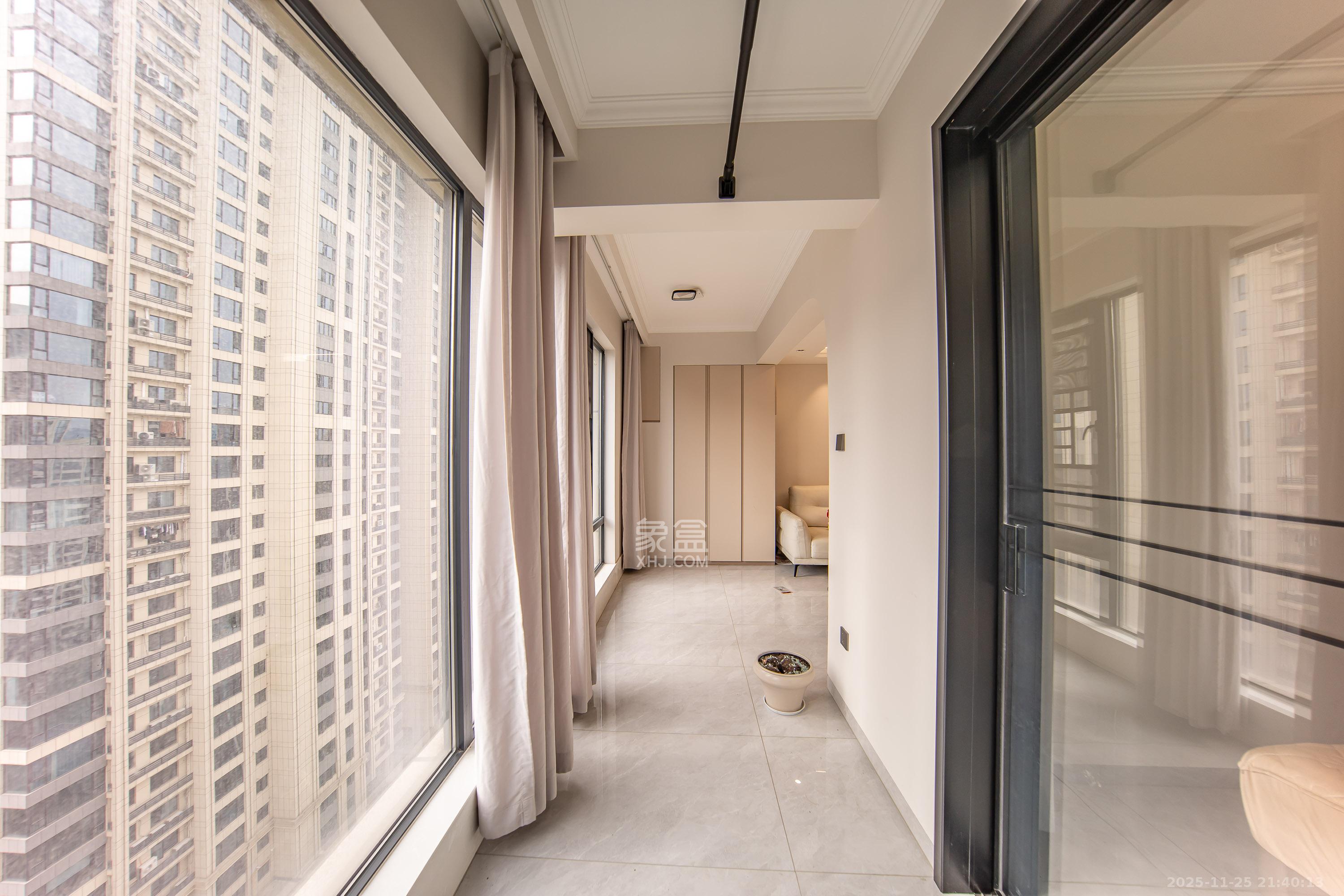 建投象山国际 3室2厅1卫 132.0万 建投象山国际 3室2厅1卫 132.0万阳台