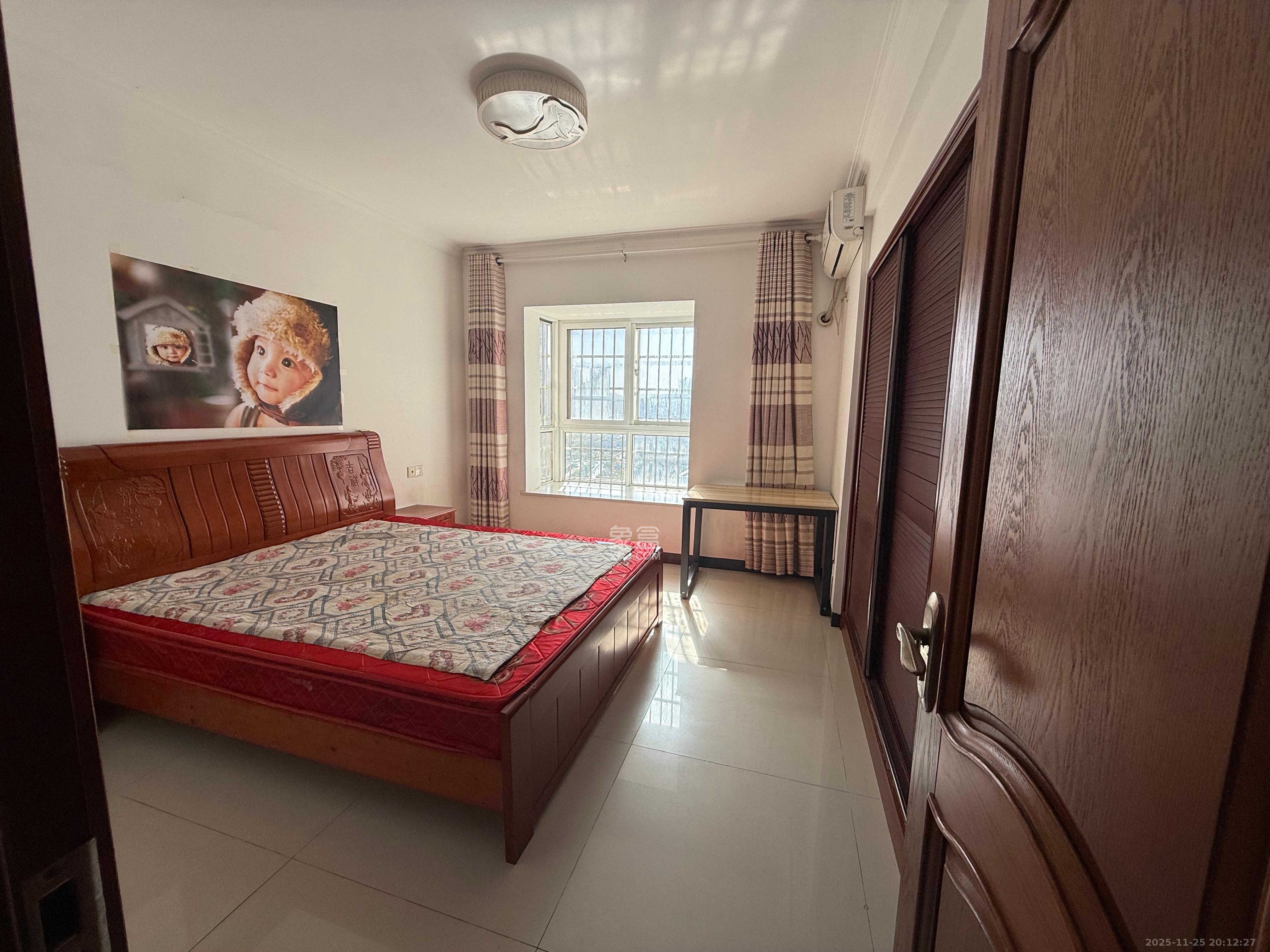 和沁园 3室2厅1卫 2100.0元/月 和沁园 3室2厅1卫 2100.0元/月室内图