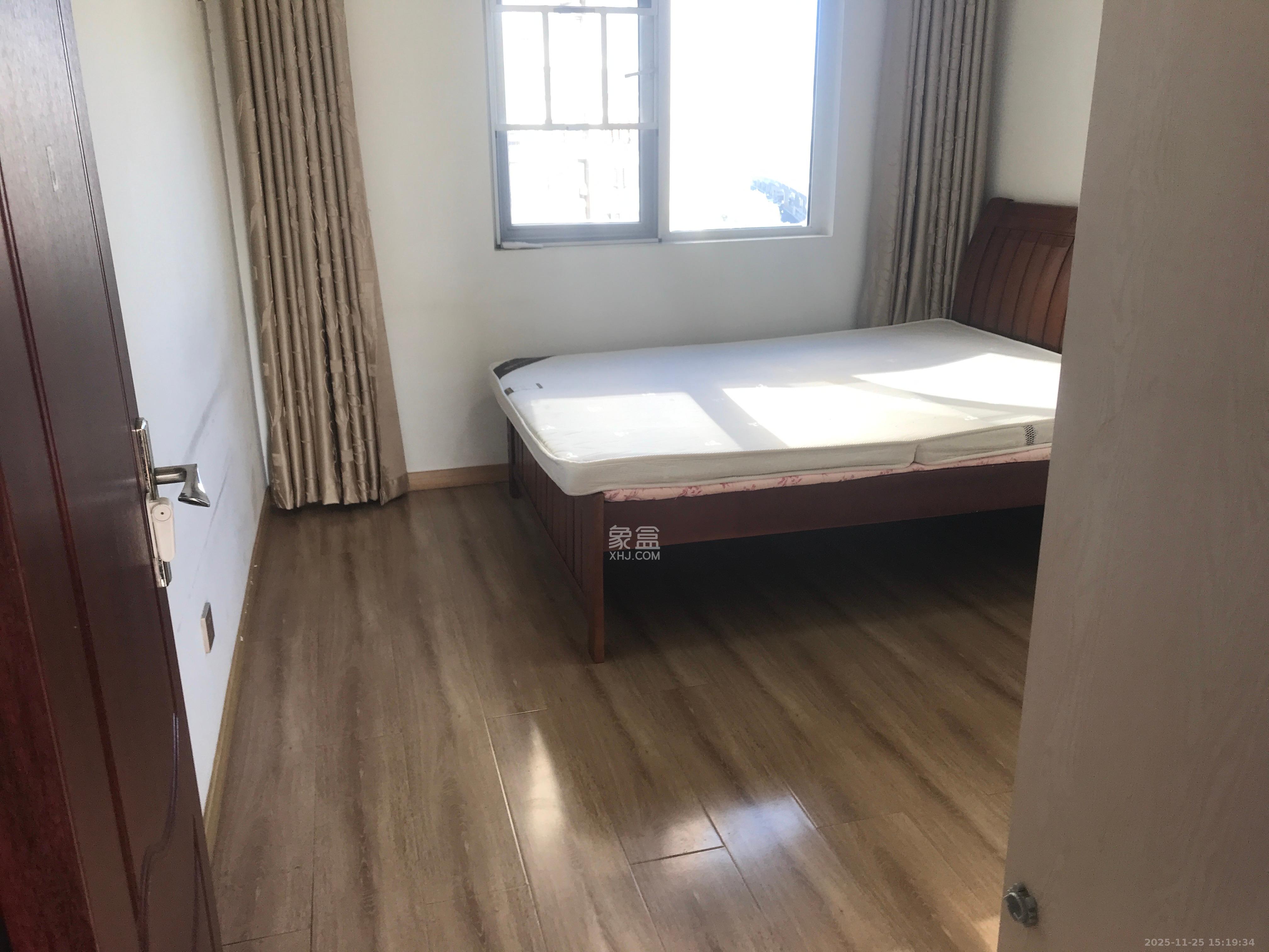 朝正美苑  2室1厅2卫    2500.0元/月室内图