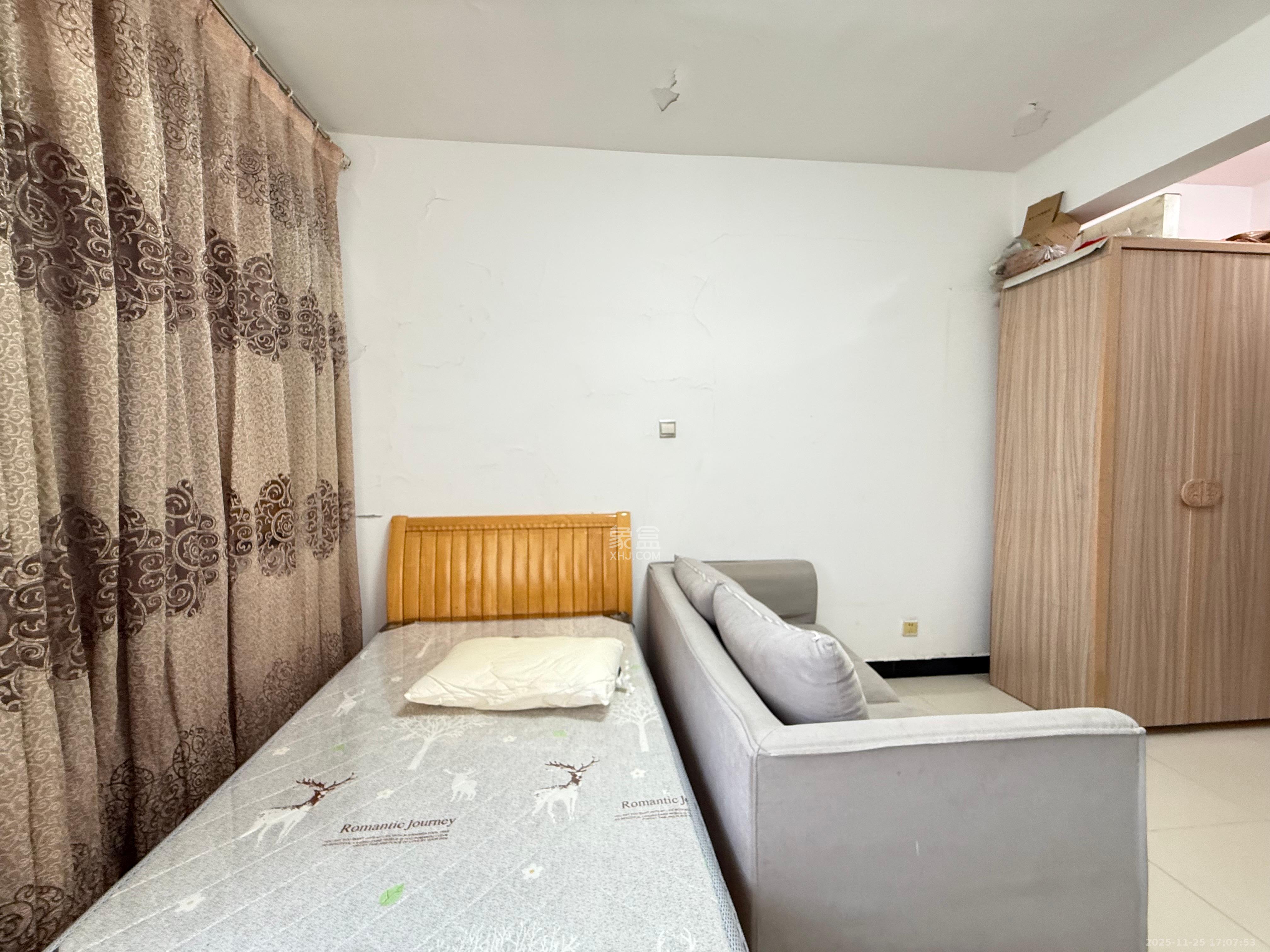 鹏基诺亚山林  1室0厅0卫    900.0元/月