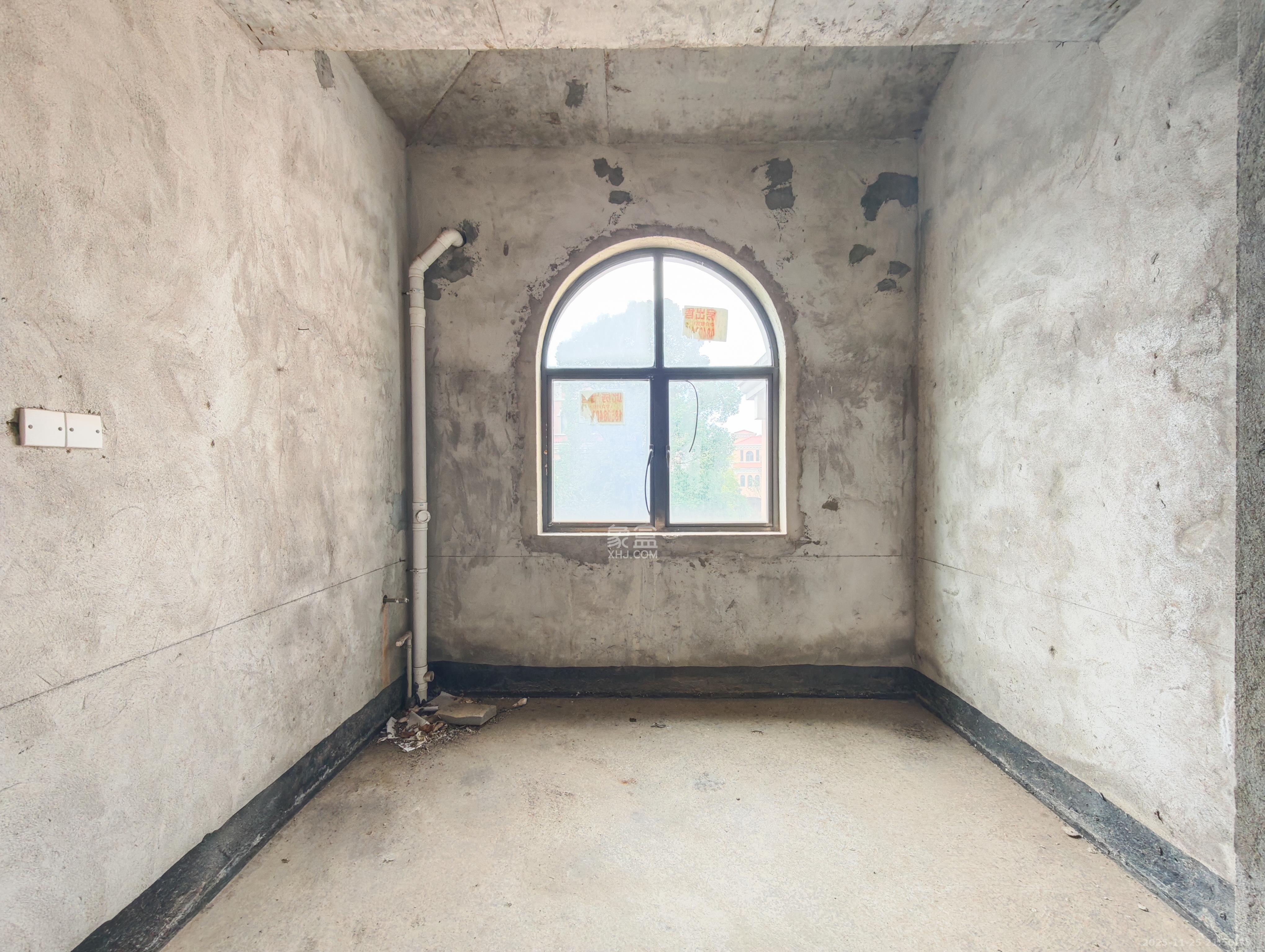 同升湖白竹水乡  4室2厅4卫    280.0万其他