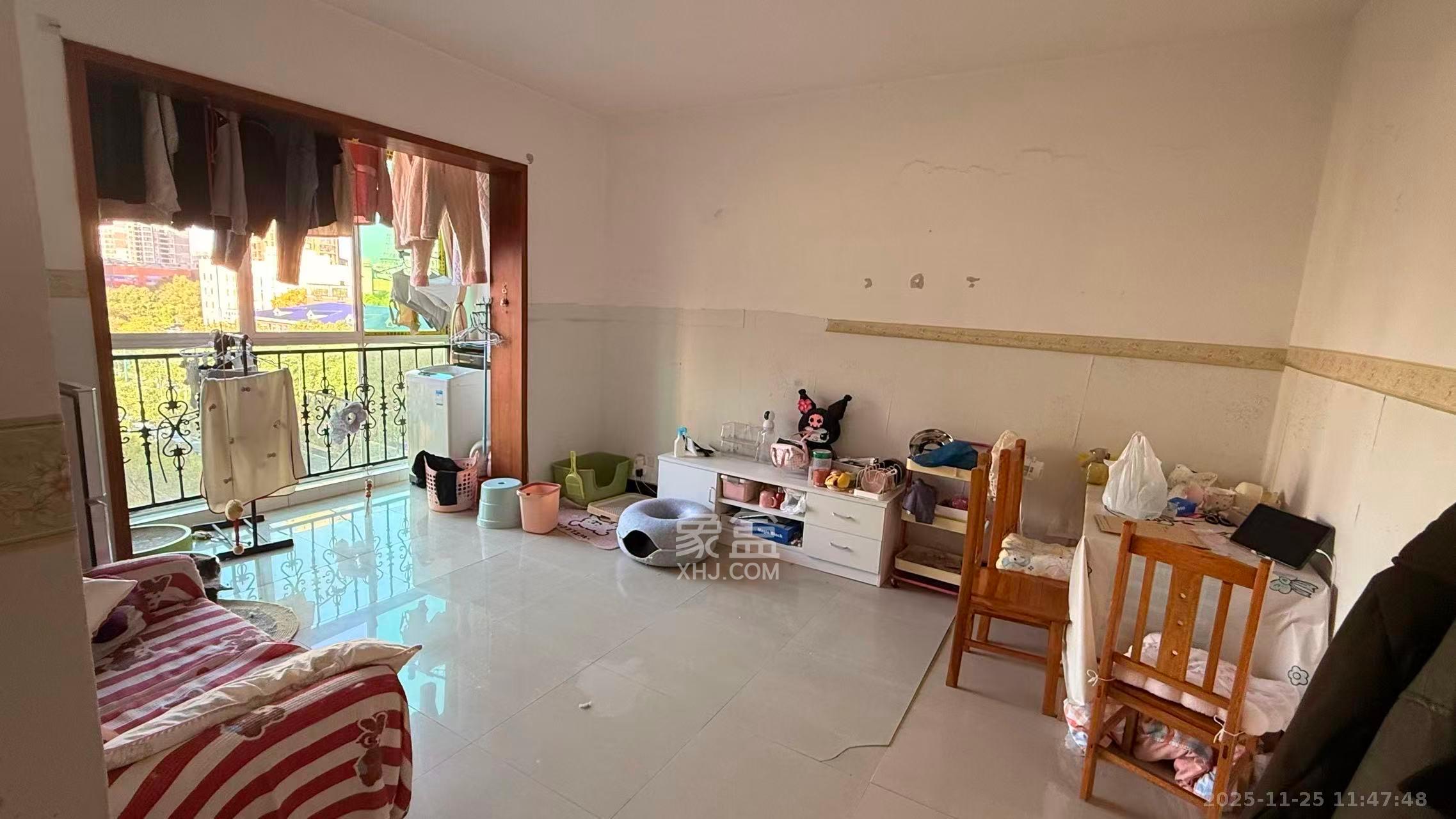 广泰家园  1室1厅1卫    1100.0元/月室内图