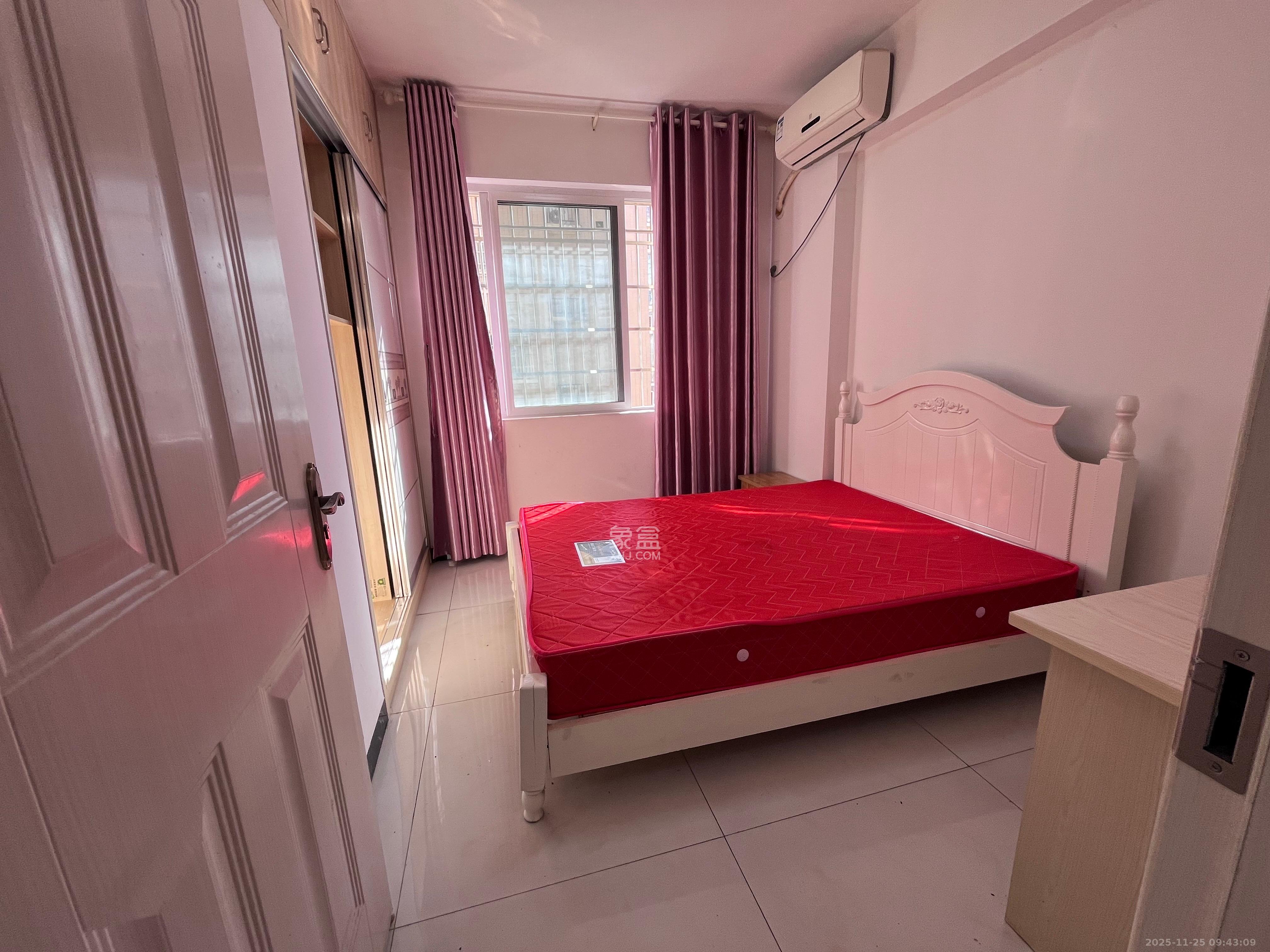 和润园一、二期 2室1厅1卫 1350.0元/月 和润园一、二期 2室1厅1卫 1350.0元/月室内图