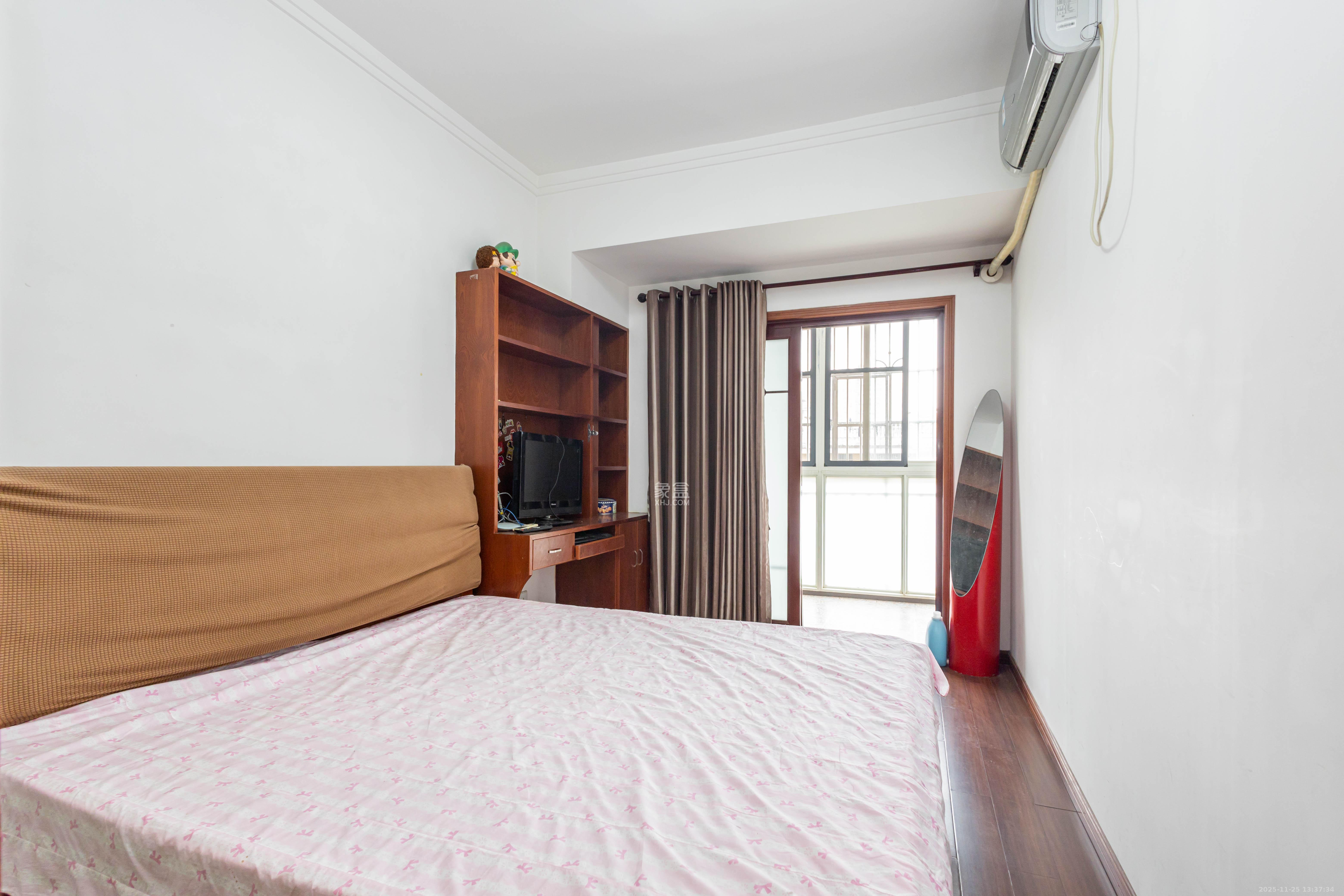 星城国际 3室2厅2卫 63.0万 星城国际 3室2厅2卫 63.0万卧室