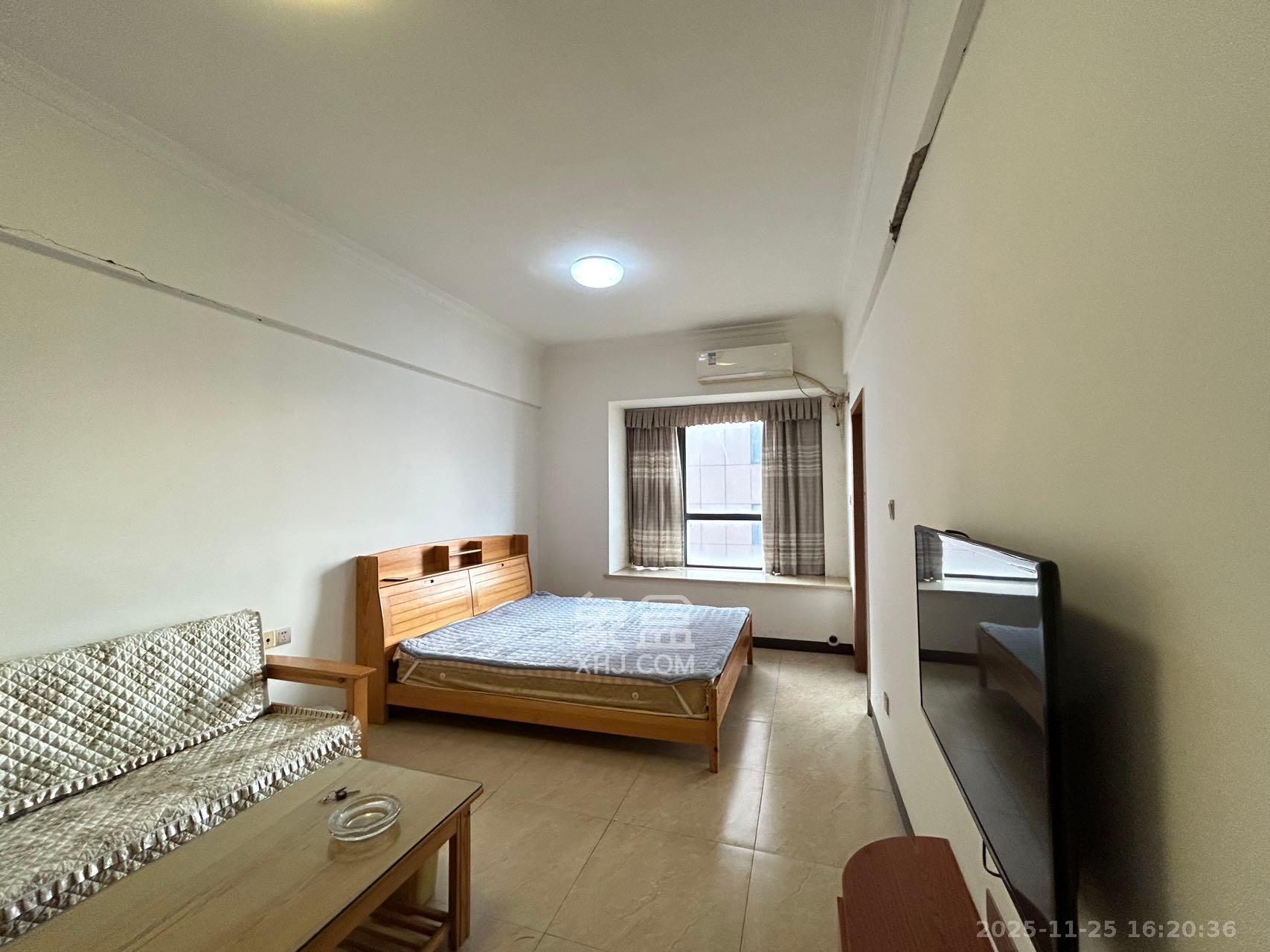 地华梅溪湖畔 1室1厅1卫 1700.0元/月 地华梅溪湖畔 1室1厅1卫 1700.0元/月室内图