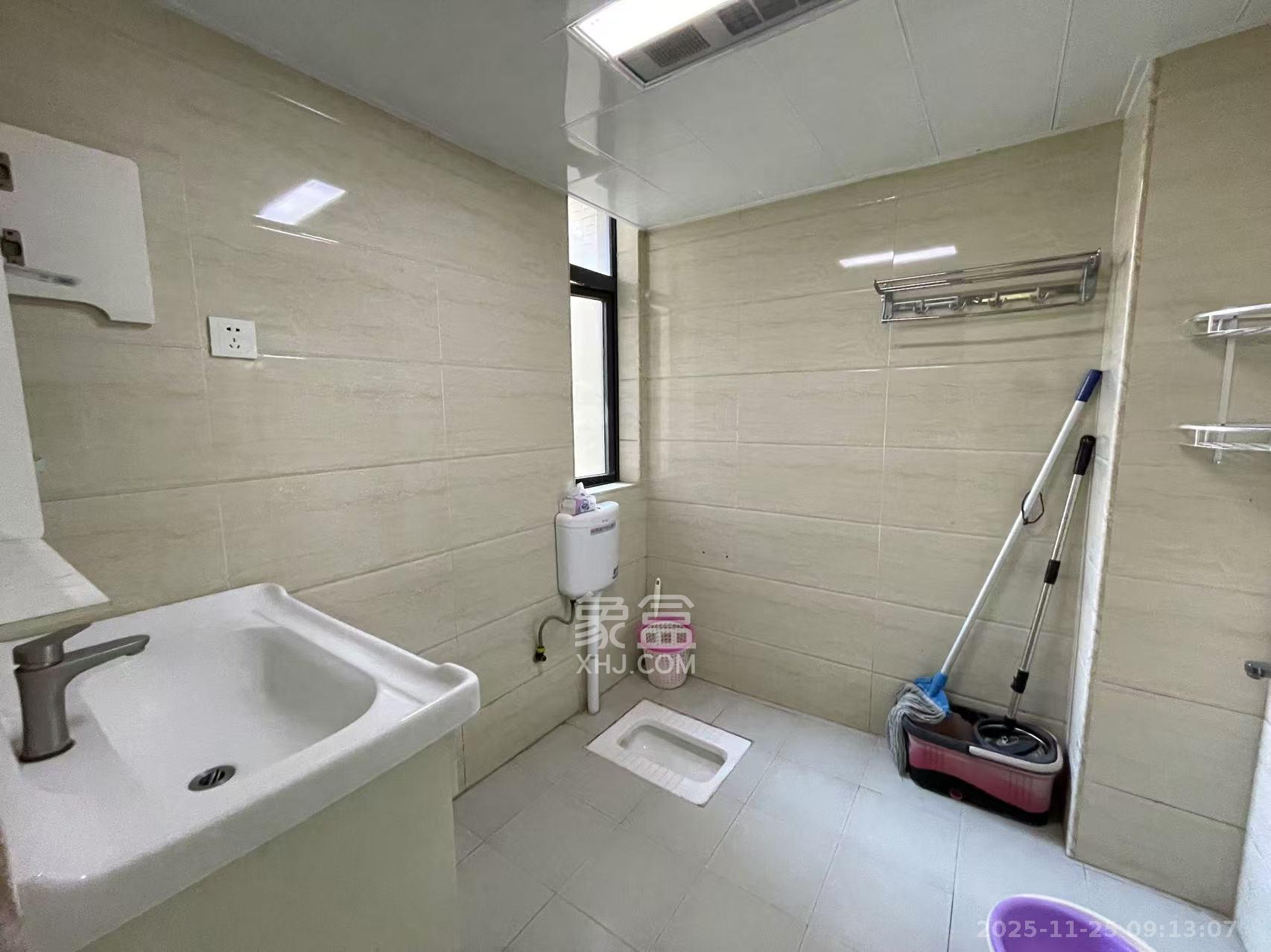 安泰嘉园(湘府邻伴) 3室2厅1卫 2400.0元/月 安泰嘉园(湘府邻伴) 3室2厅1卫 2400.0元/月室内图