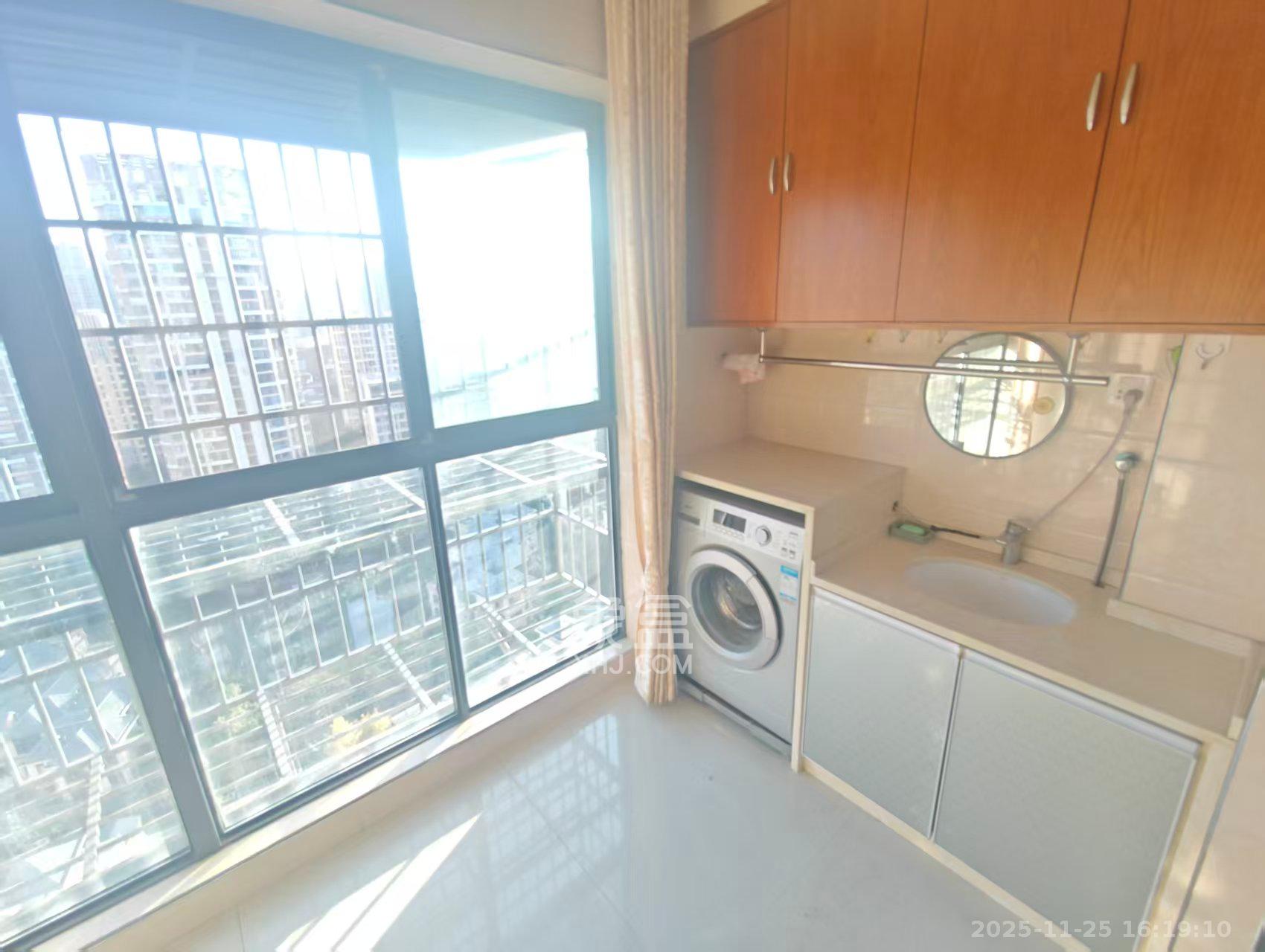 勤诚达新界 3室1厅1卫 2100.0元/月 勤诚达新界 3室1厅1卫 2100.0元/月室内图