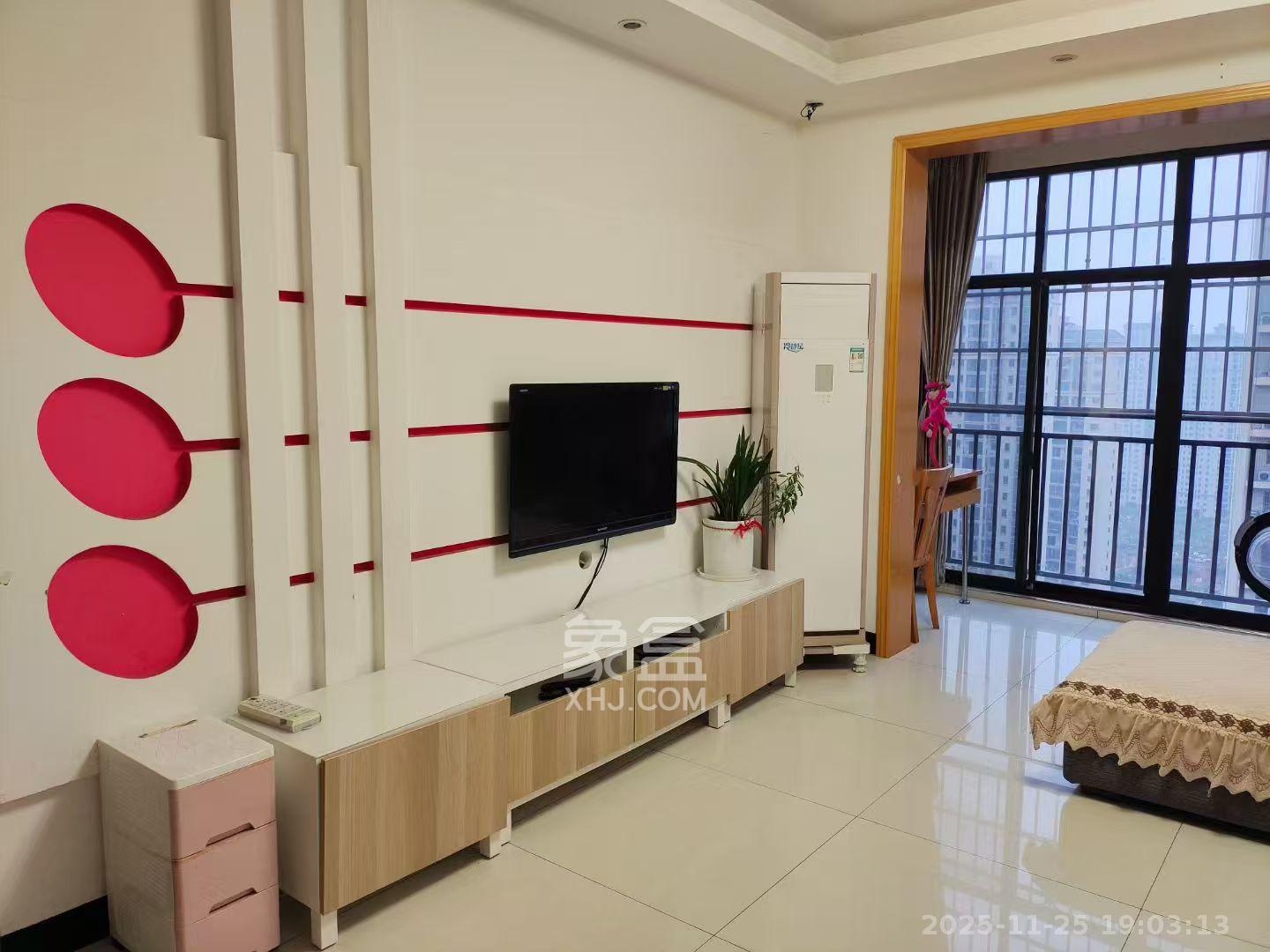 三景国际 3室1厅1卫 1450.0元/月 三景国际 3室1厅1卫 1450.0元/月室内图