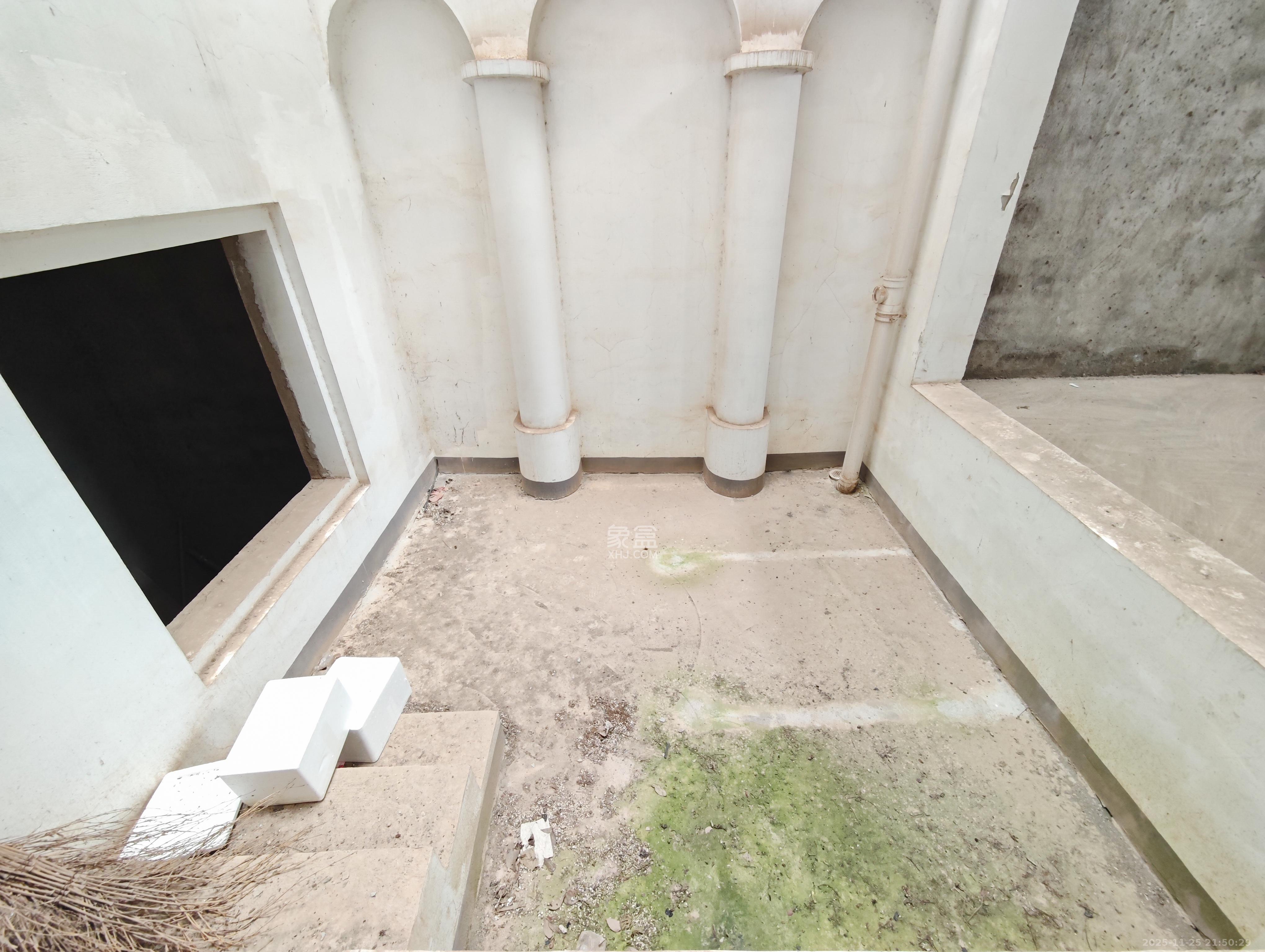 同升湖白竹水乡  4室2厅4卫    280.0万其他