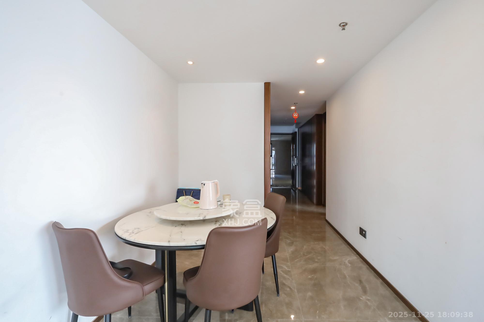 万科里金域国际  4室2厅2卫    350.0万其他