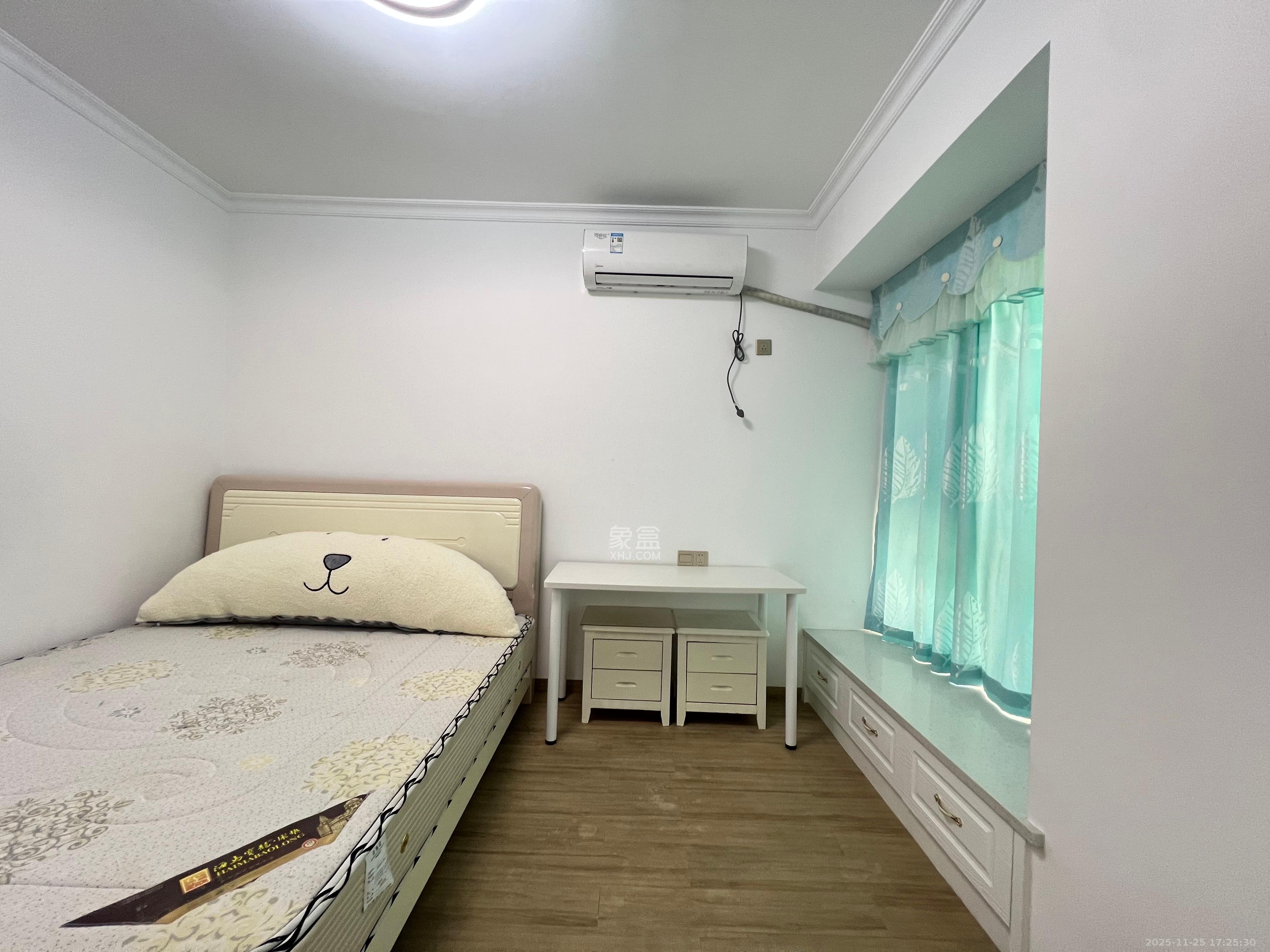 天元广场 3室2厅1卫 2200.0元/月 天元广场 3室2厅1卫 2200.0元/月室内图