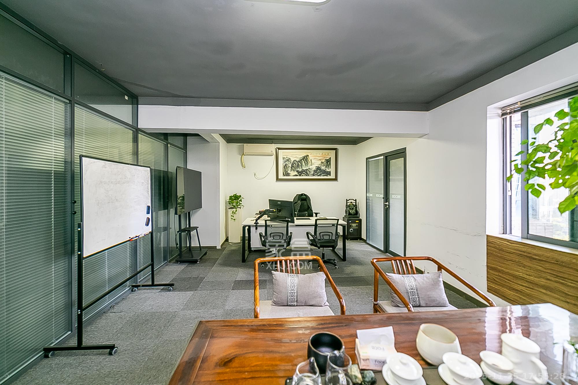 芙蓉蓉苑  3室2厅2卫    105.0万