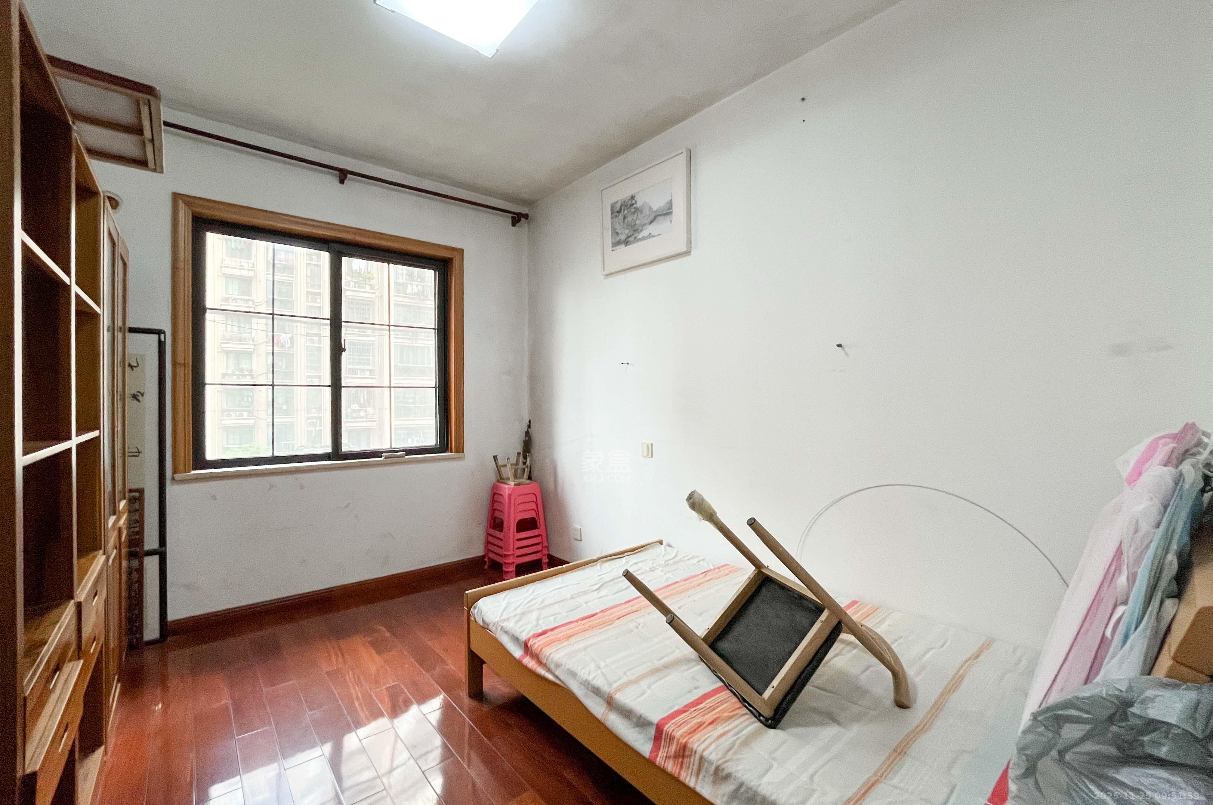 沁园春御院  1室2厅2卫    165.0万其他